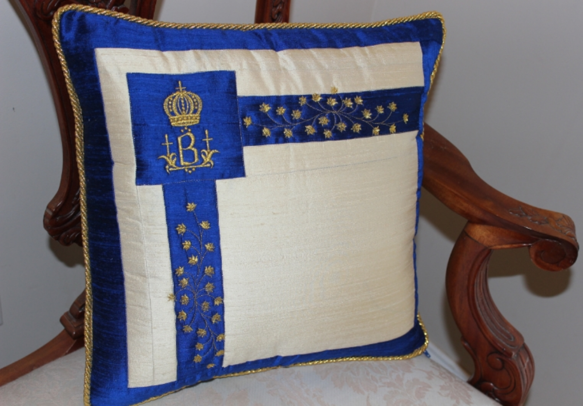 Machine Embroidery Designs by Sonia Showalter