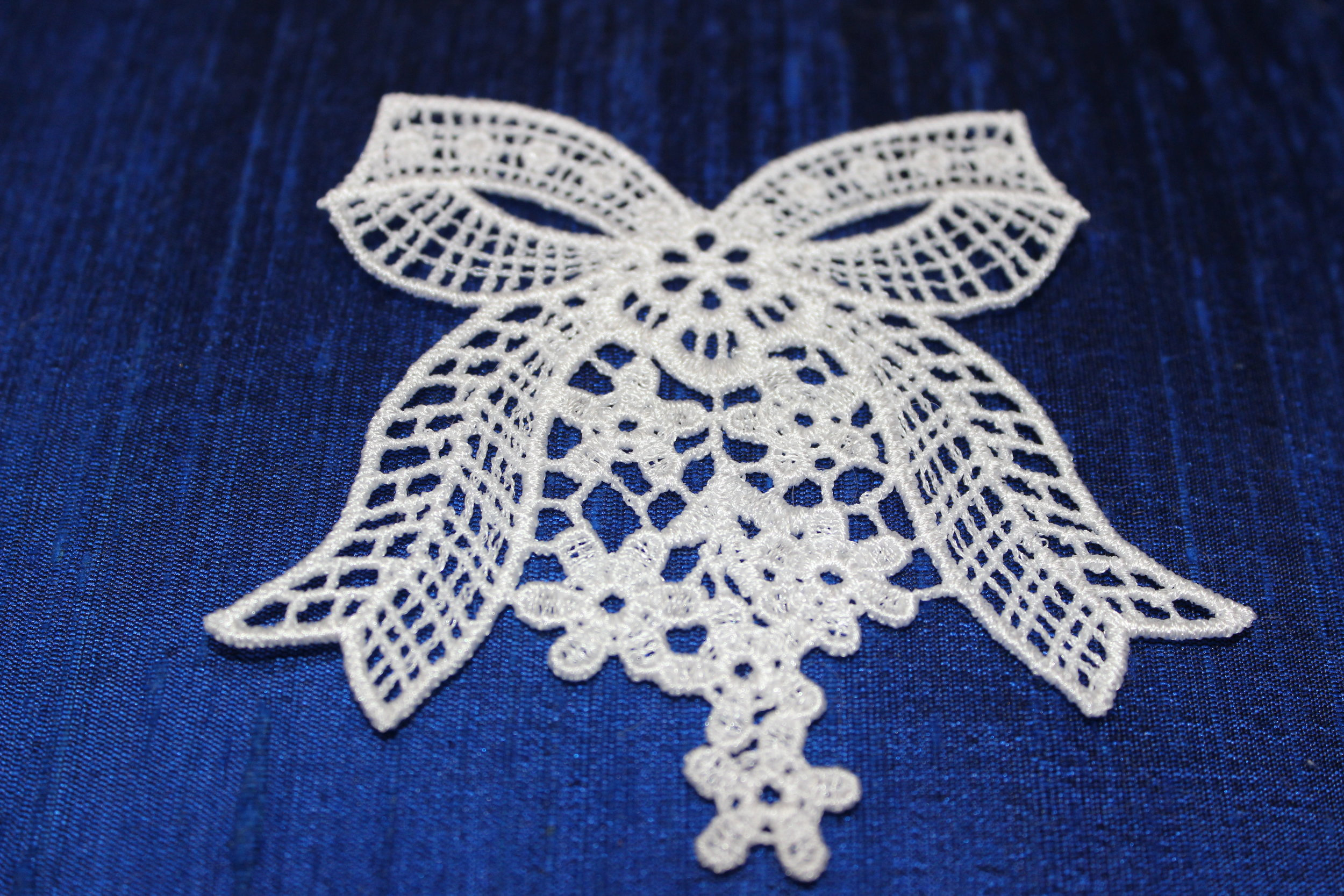 How to Machine Embroider Free-Standing Lace 