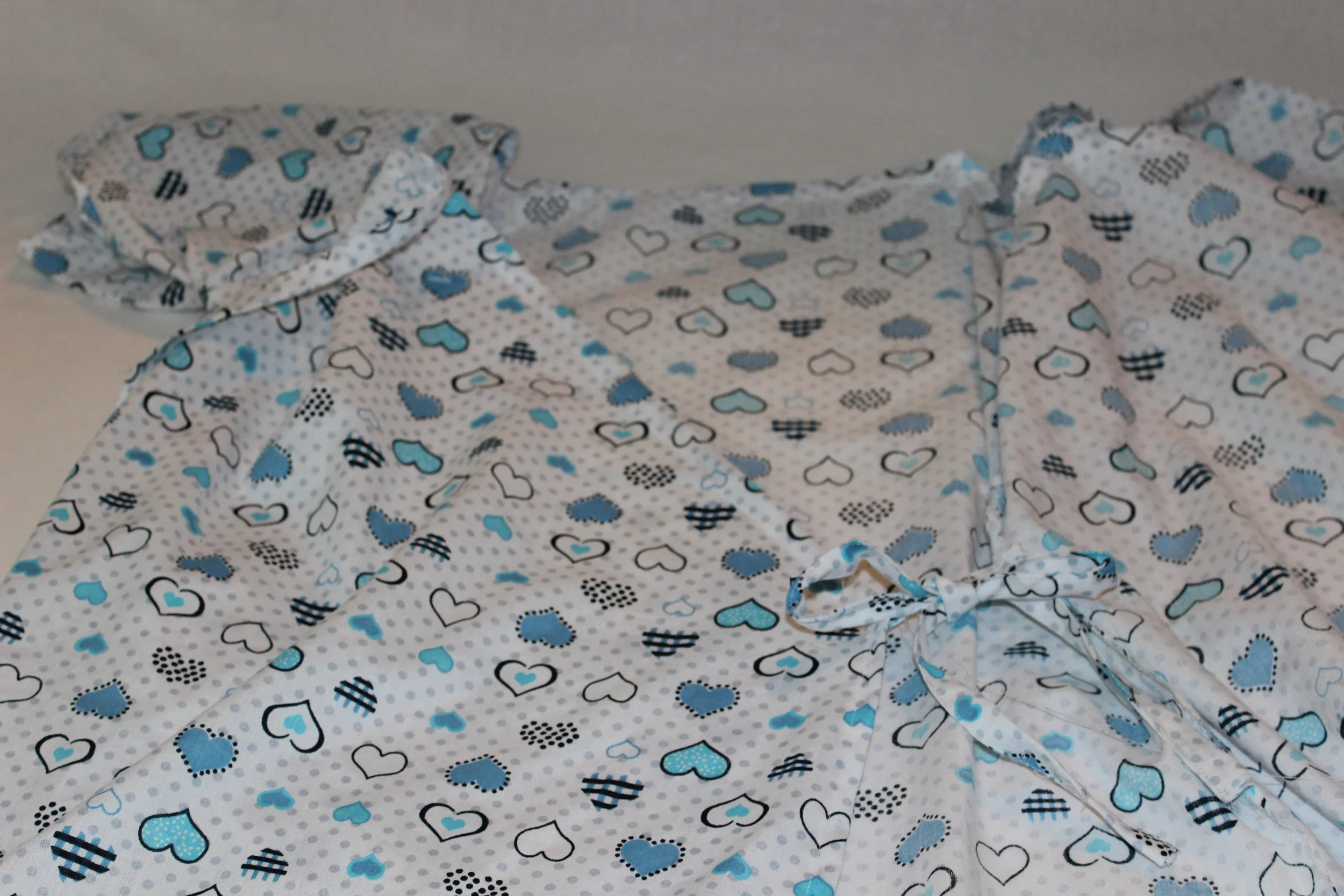 Children's Hospital Gown How to Sew the Gown — The Embroiderist