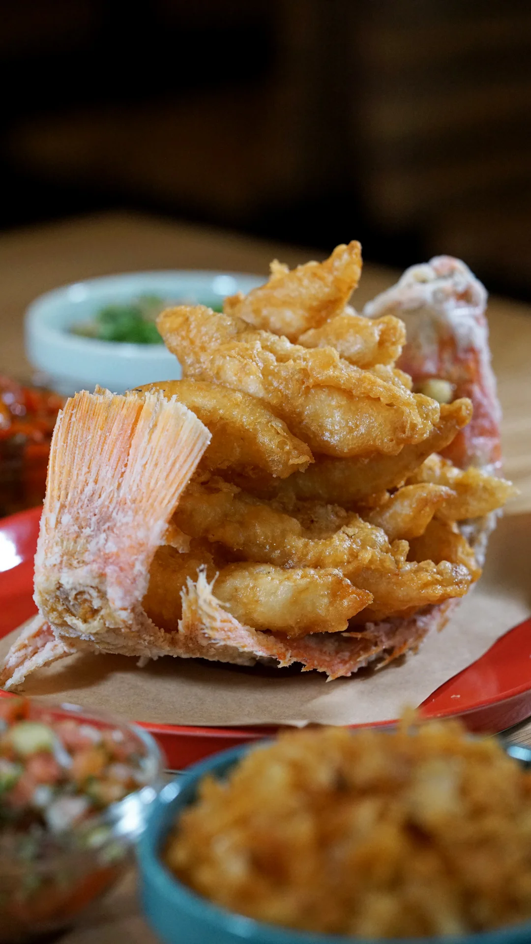 StephanieJung_CHINO_MNL_WholeFriedFish_0877_Stories.jpg