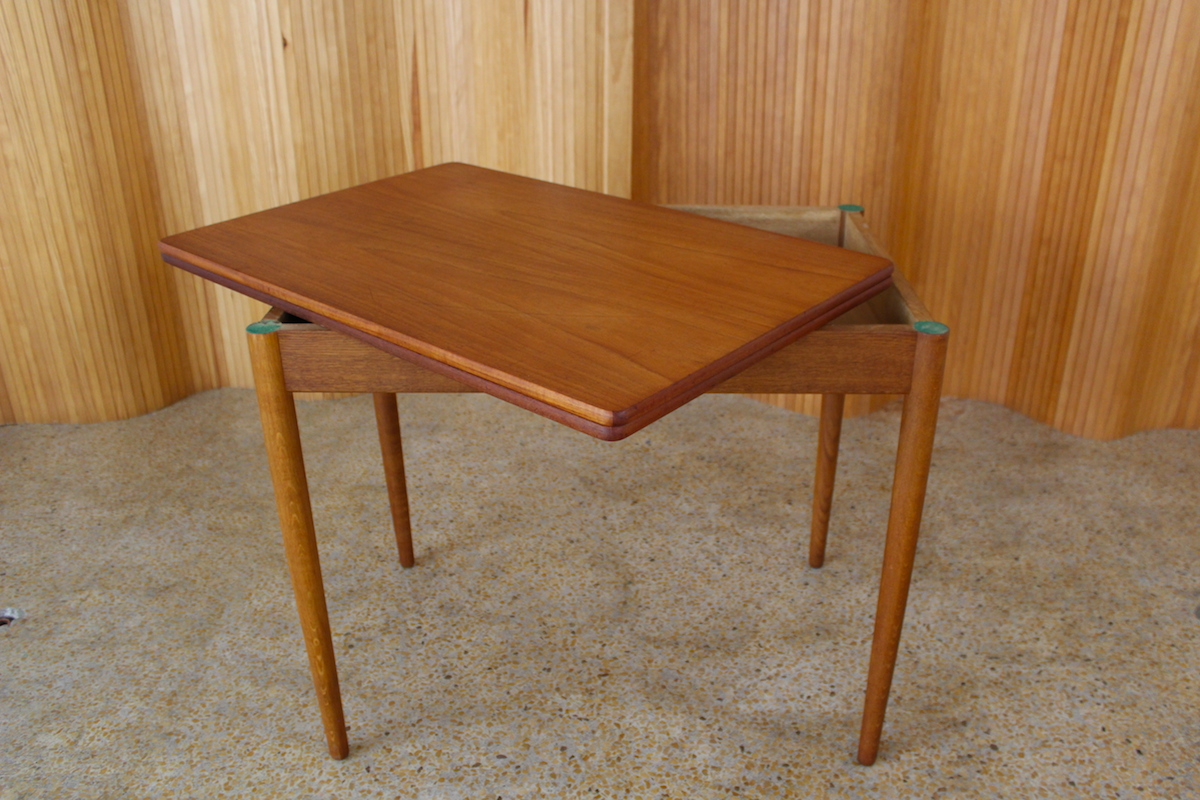 card table 1.jpg