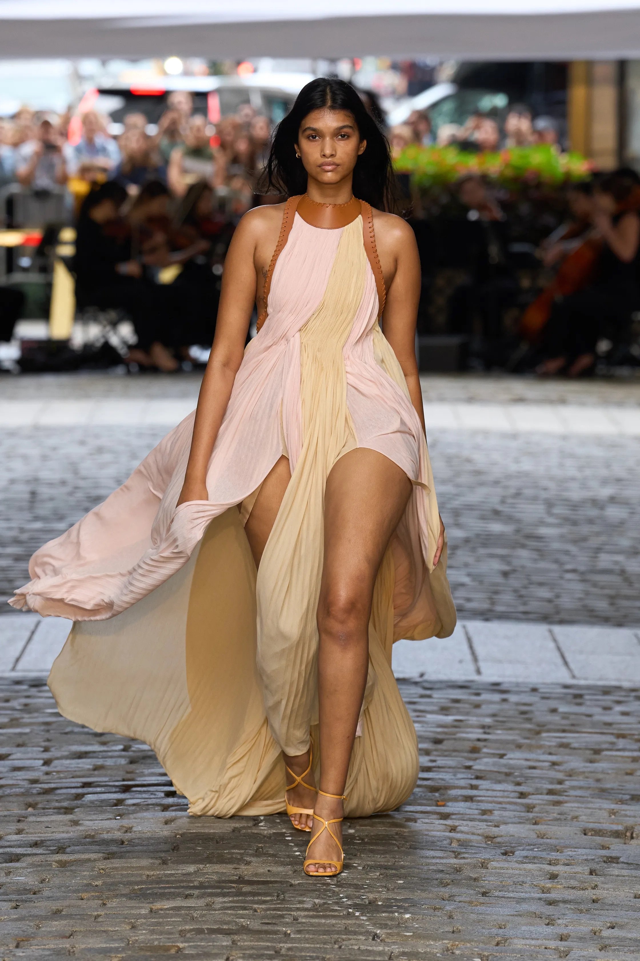 00012-prabal-gurung-spring-2025-ready-to-wear-credit-gorunway.jpeg