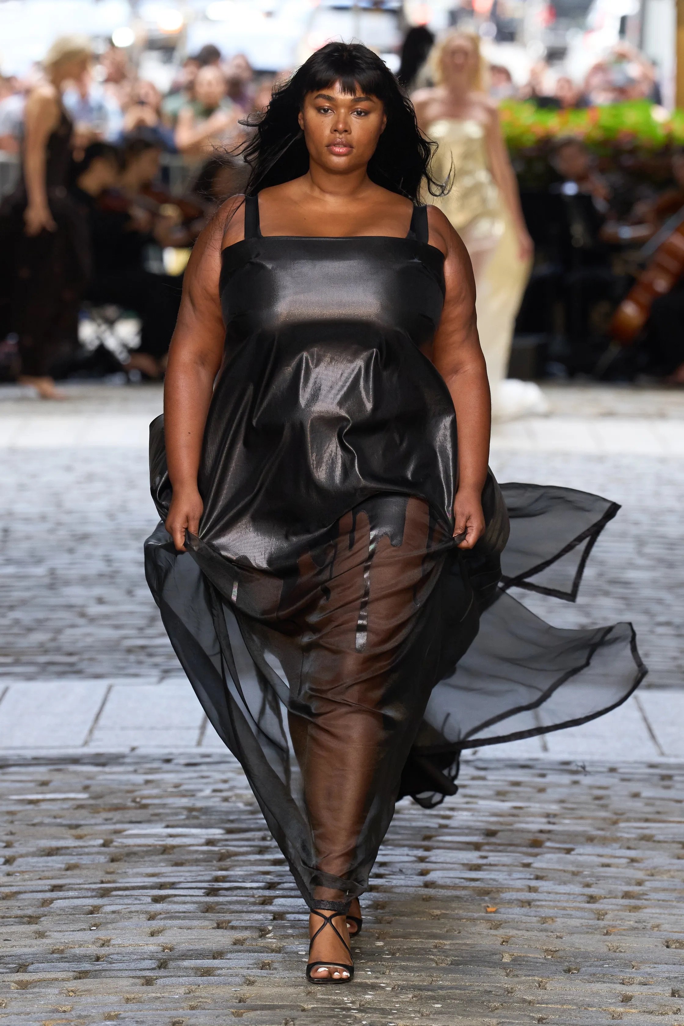 00035-prabal-gurung-spring-2025-ready-to-wear-credit-gorunway.jpeg