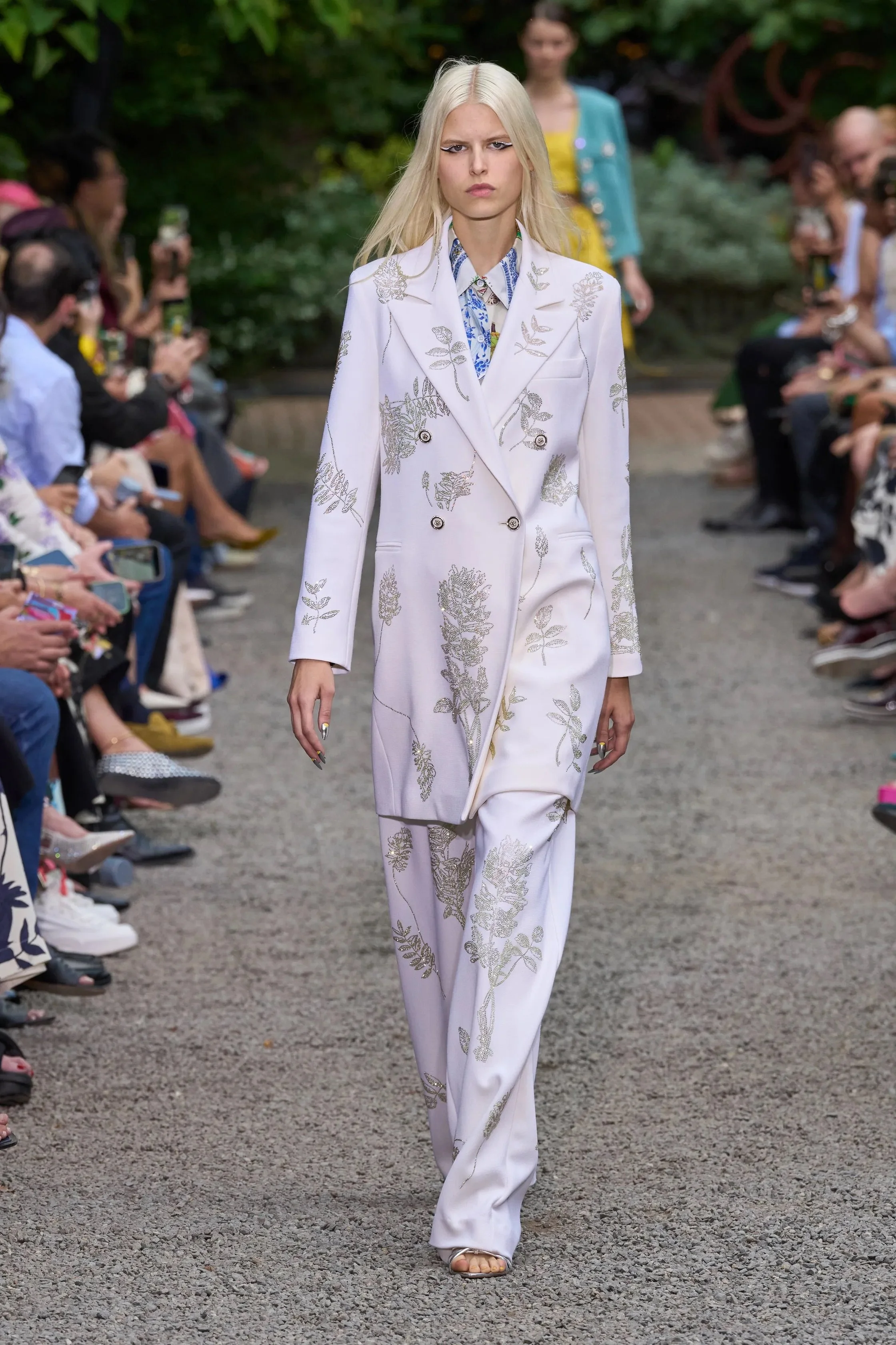 00010-libertine-spring-2025-ready-to-wear-credit-gorunway.jpeg