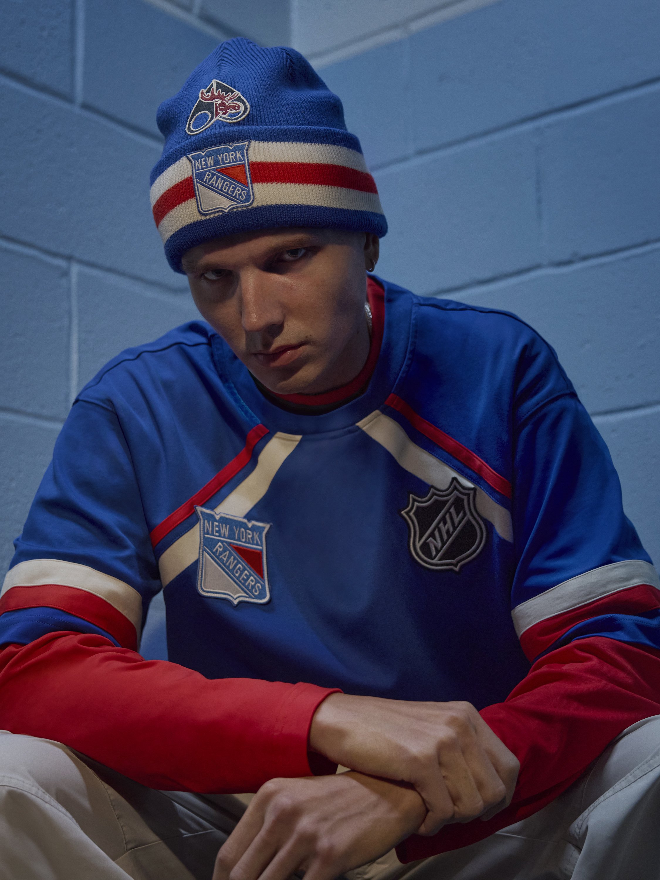 MOOSEKNUCKLESNHL_JPG_NOLOGO_4.jpg