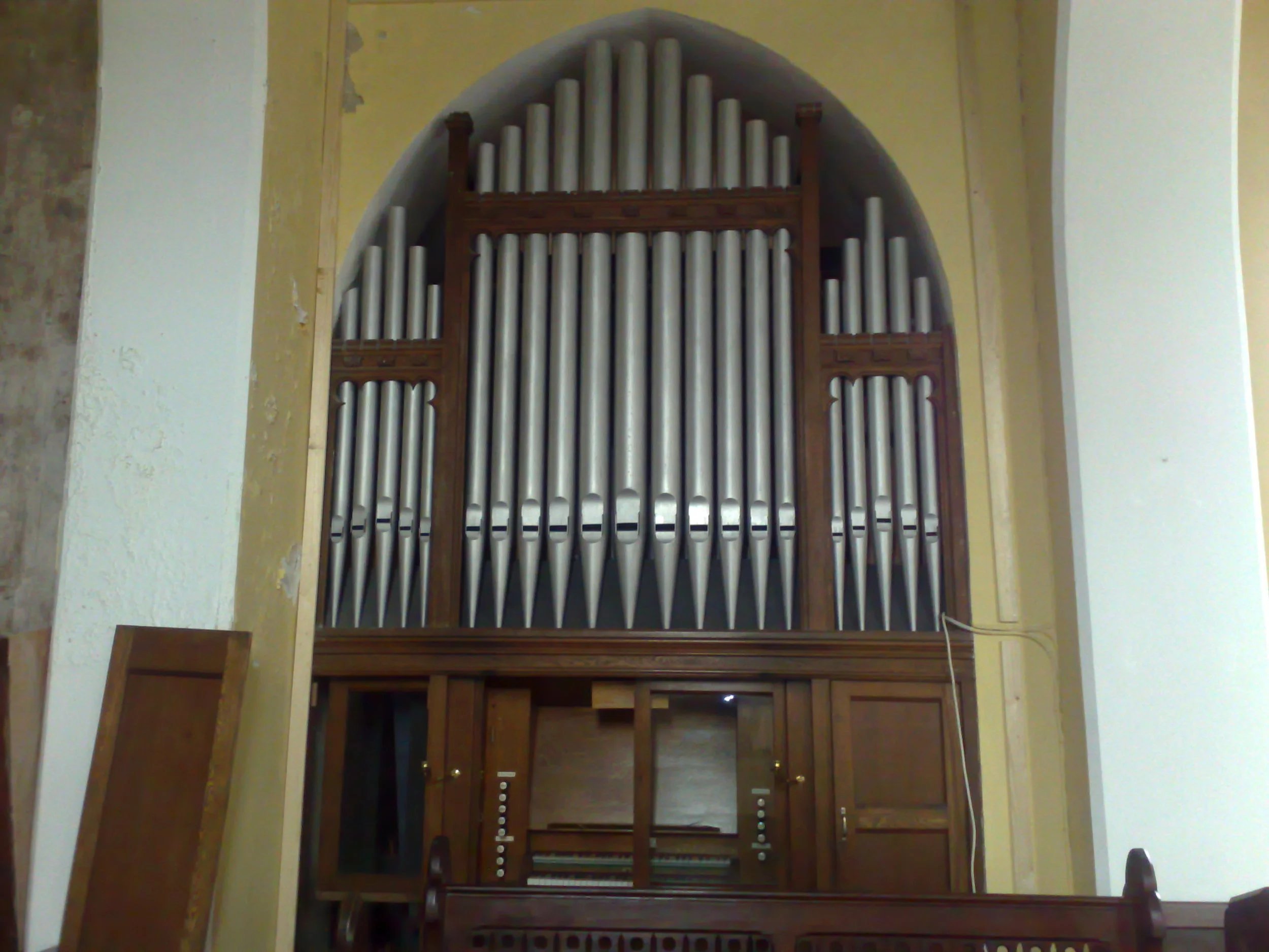 And so the organ was taken apart....it was summertime and so my children assisted: