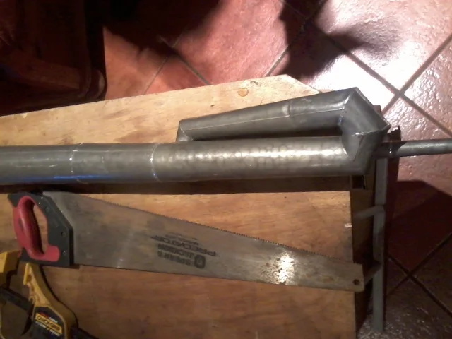 Repairing pipes — Stephen Adams Organbuilder