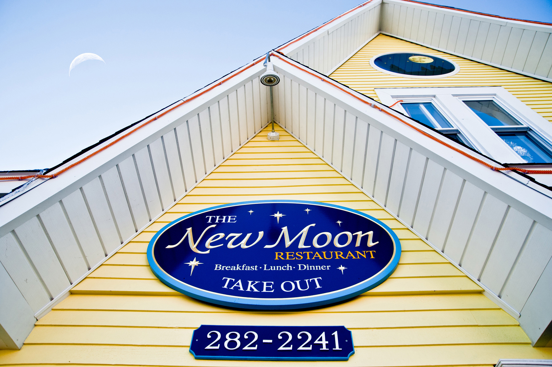 Contact — New Moon Restaurant Saco Maine, Dinner, Lunch, Breakfast