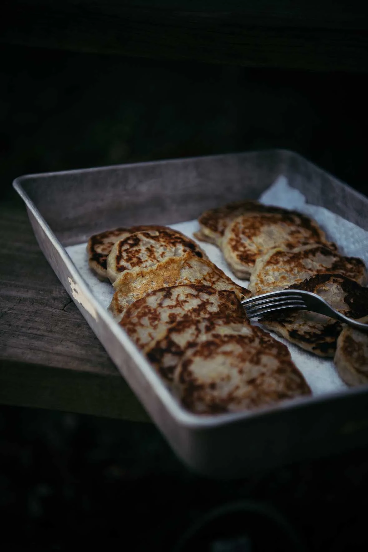 cinnamon banana fritters