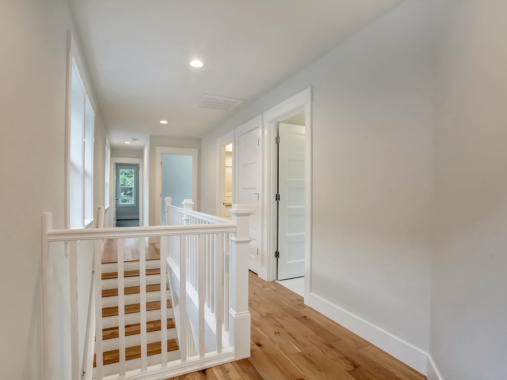 5437 NE 37th Ave - Portland- 19.jpg