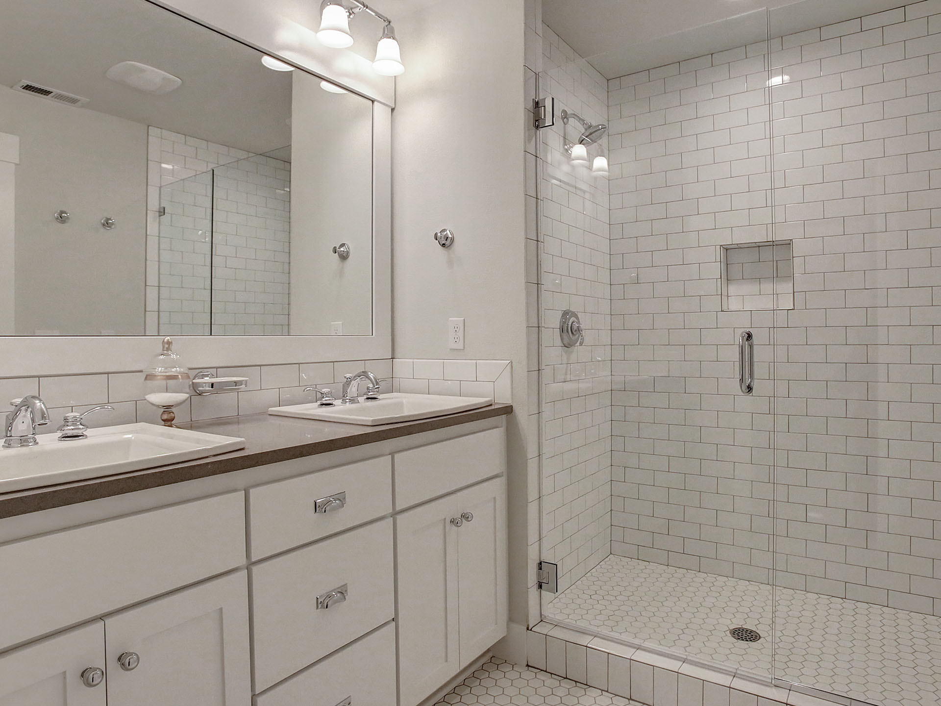 5485 NE 37th Ave - Portland- 25.jpg
