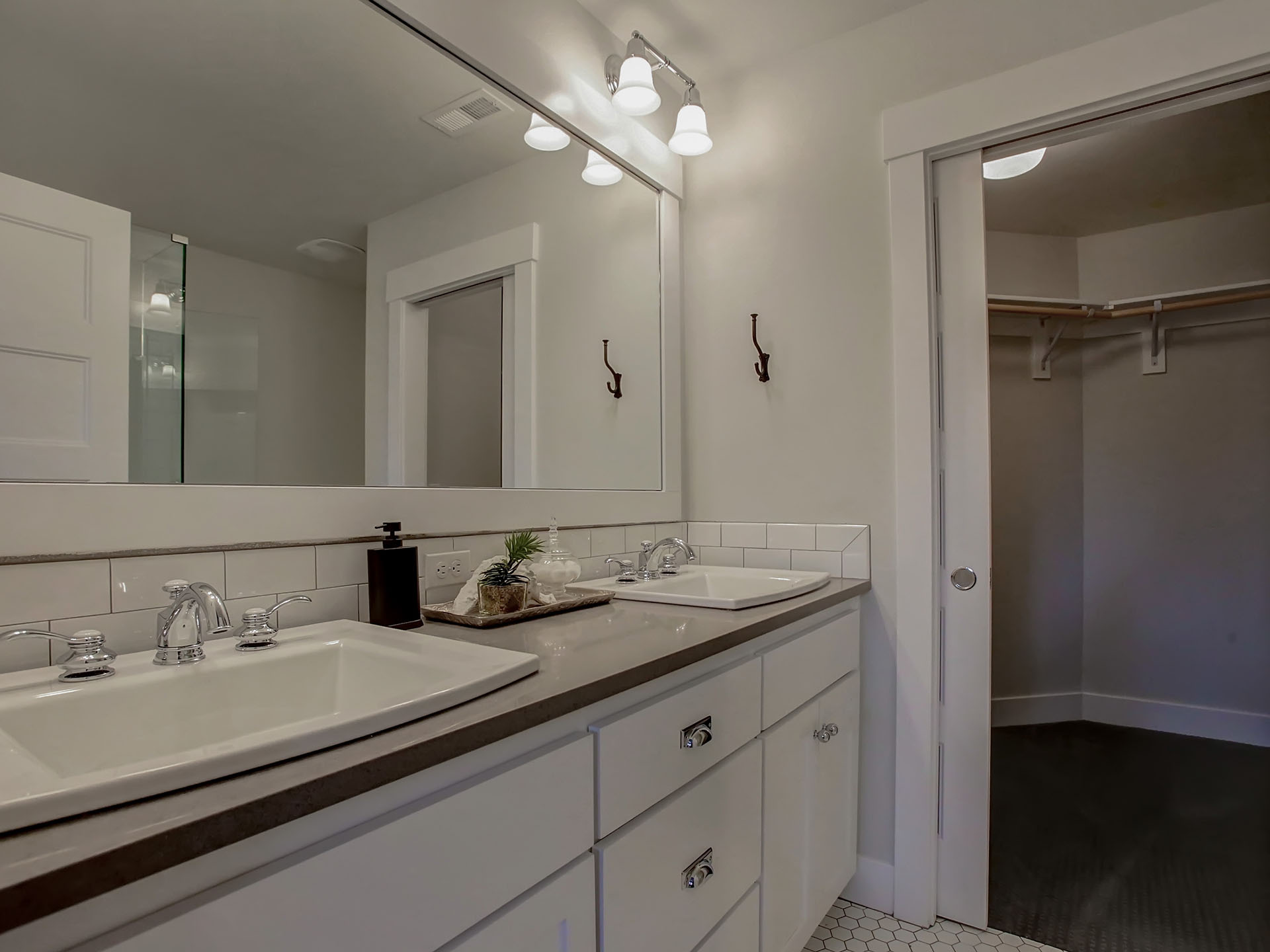 5471 NE 37th Ave - Portland- 20.jpg