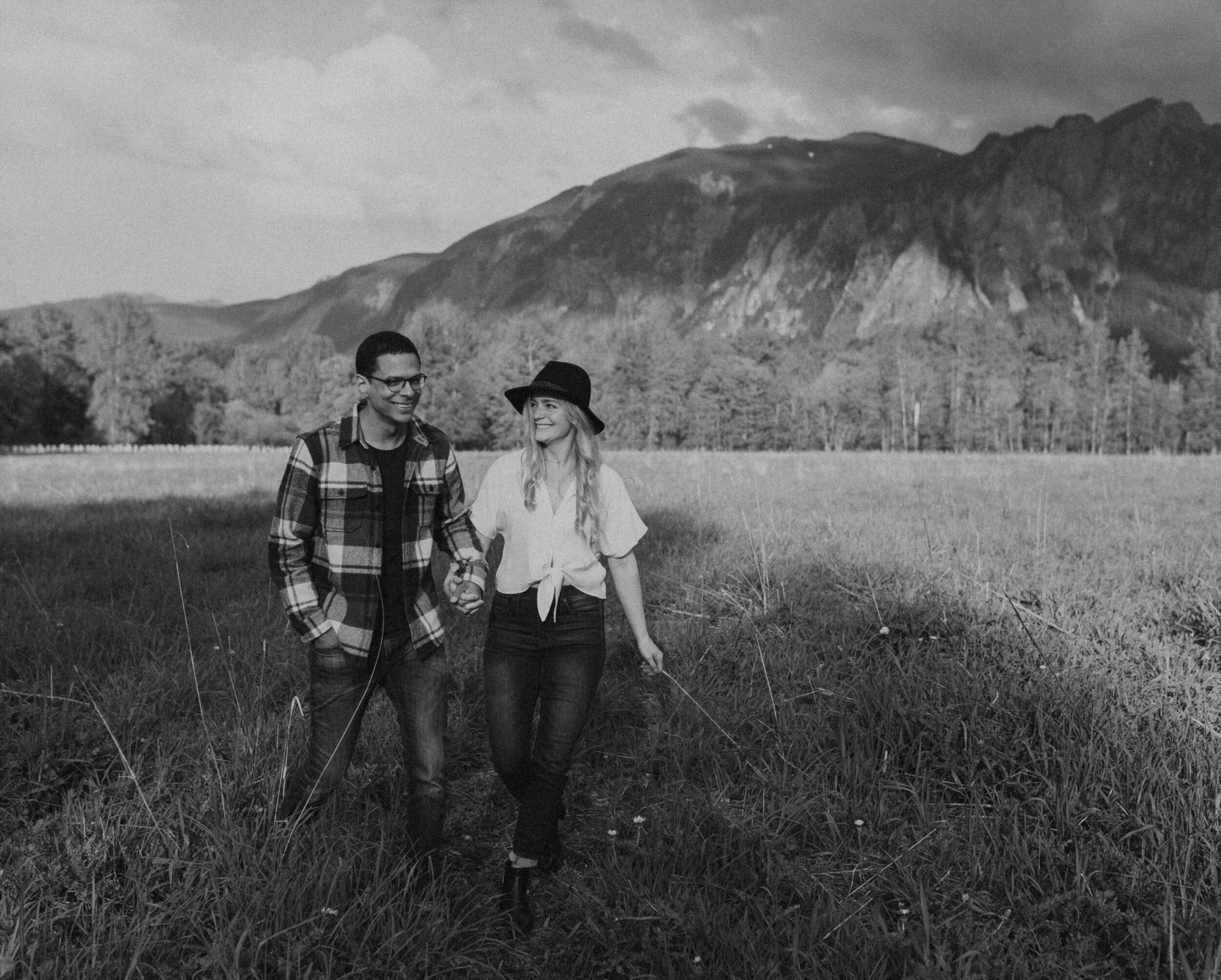 snoqualmie-pass-engagement-session02.jpg
