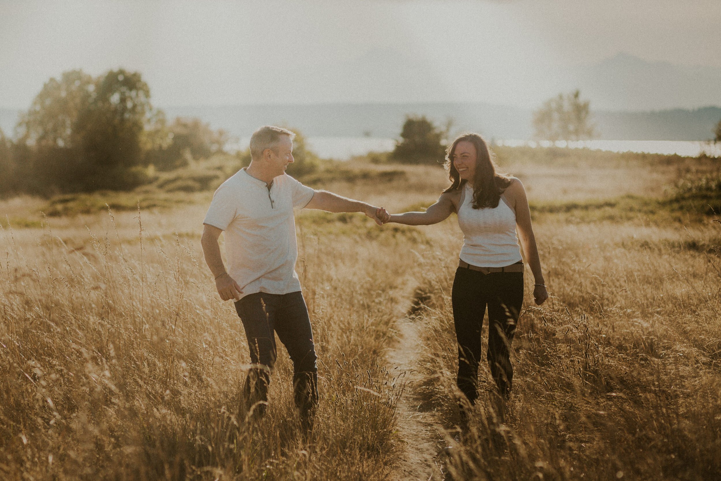 discovery-park-seattle-engagement-session04.jpg