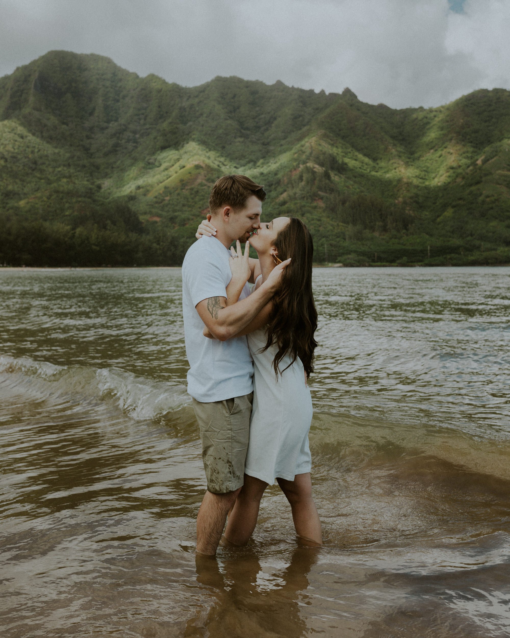 oahu-hawaii-couples-session039.jpg