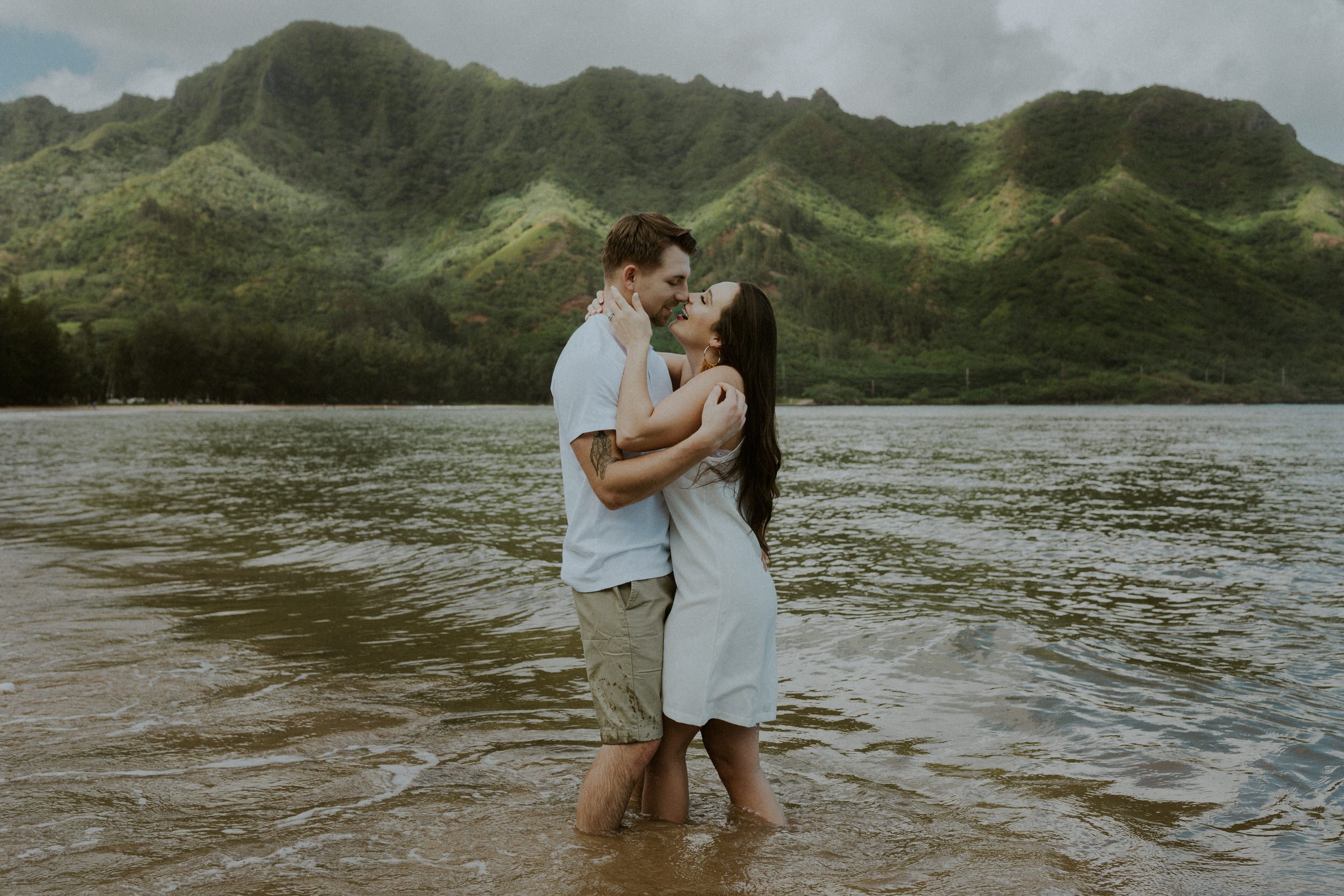 oahu-hawaii-couples-session040.jpg