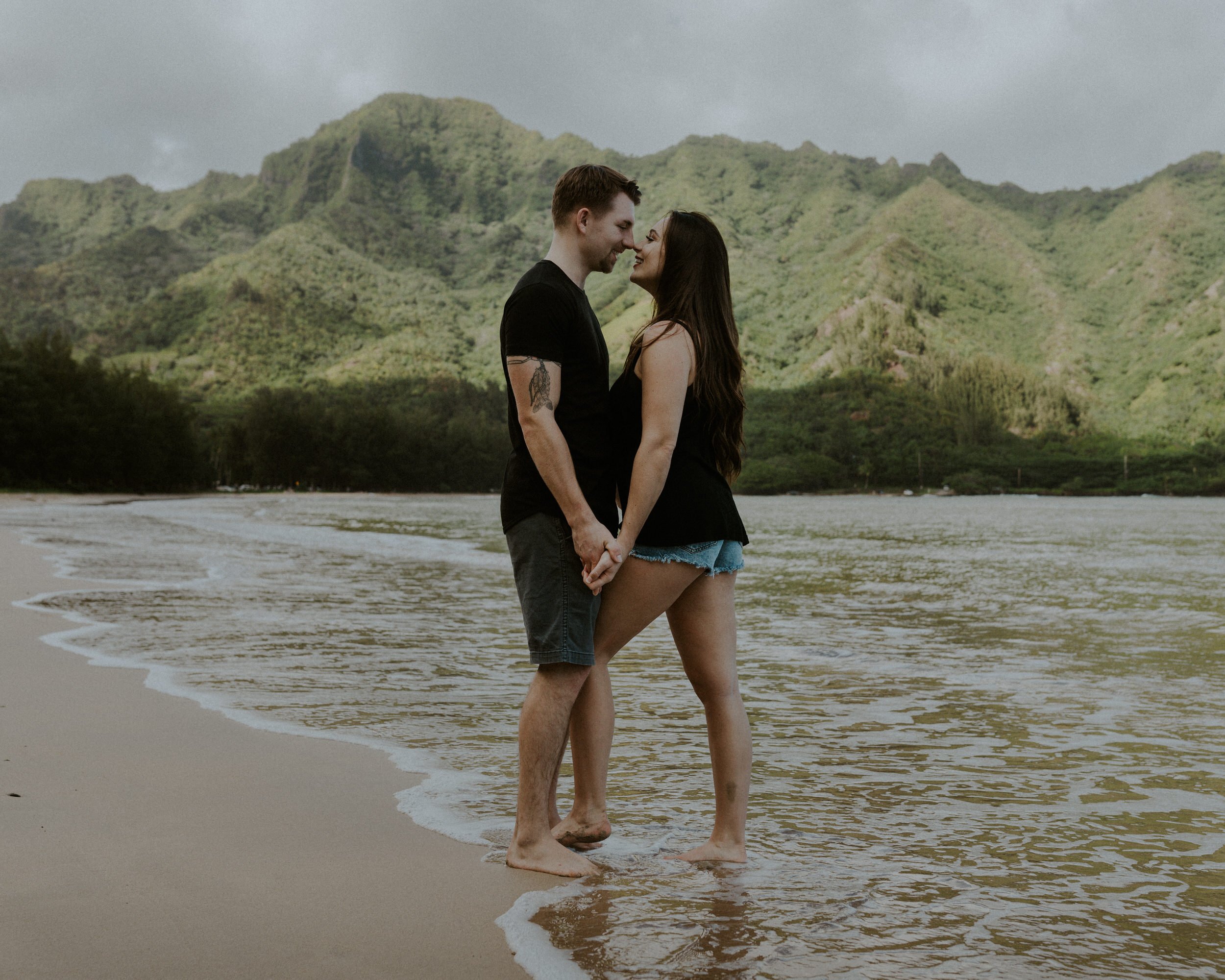 oahu-hawaii-couples-session044.jpg