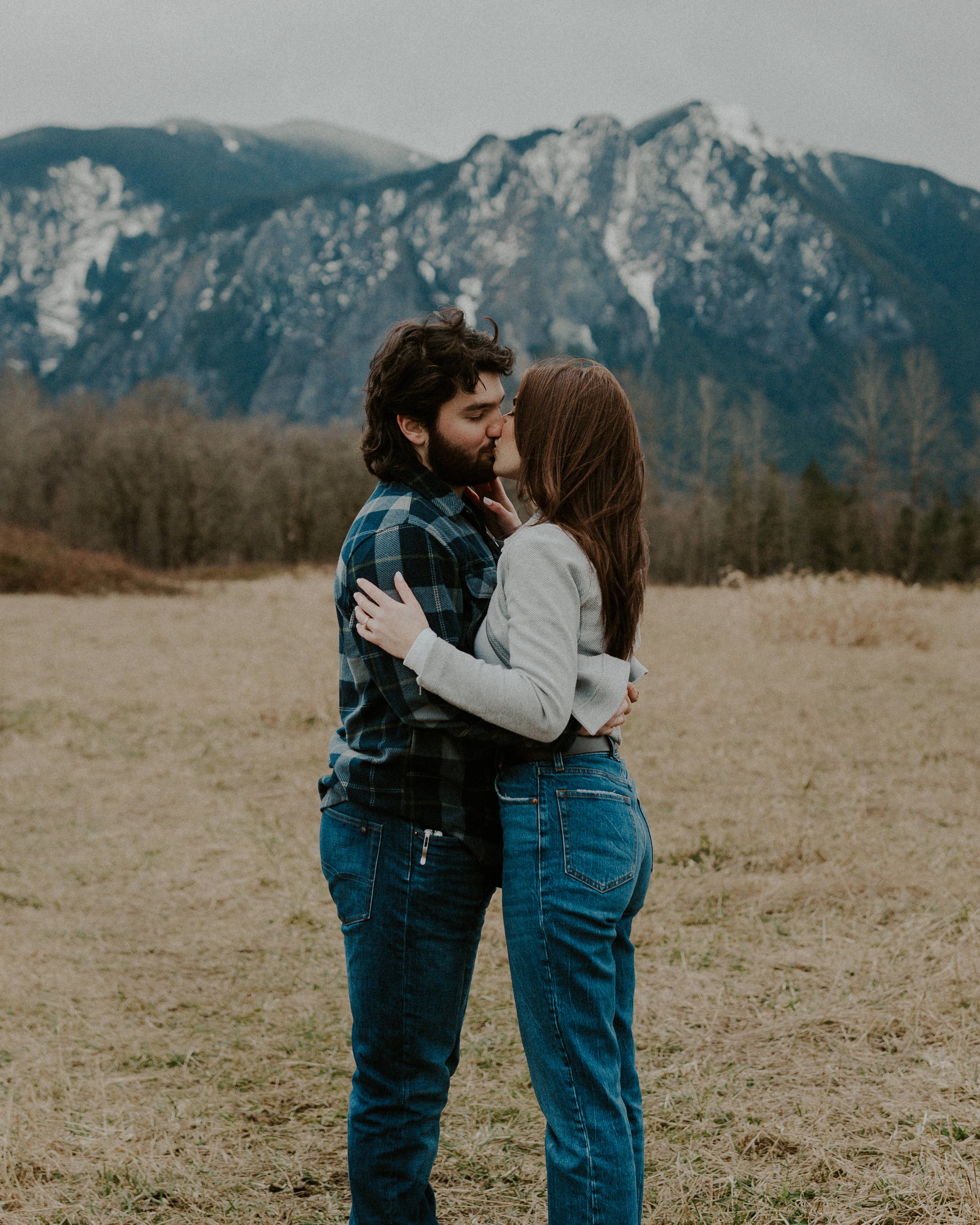 warren-marshall-photography-spring-mountains-engagement-session17.jpg