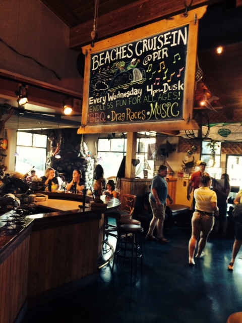 Beaches Restaurant Vancouver, Washington overlooking the Columbia River