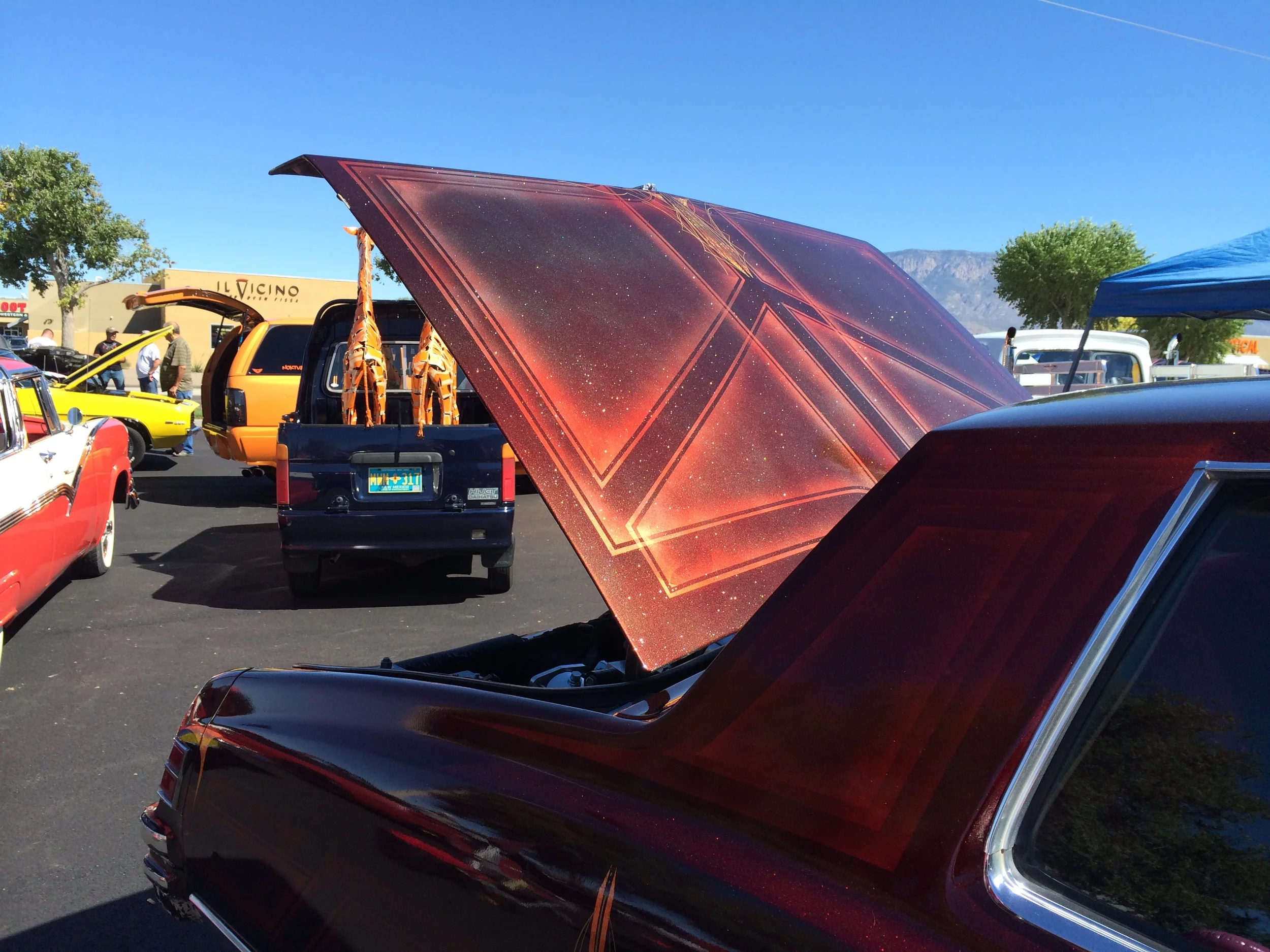 Albuquerque - Parking Lot Car Show