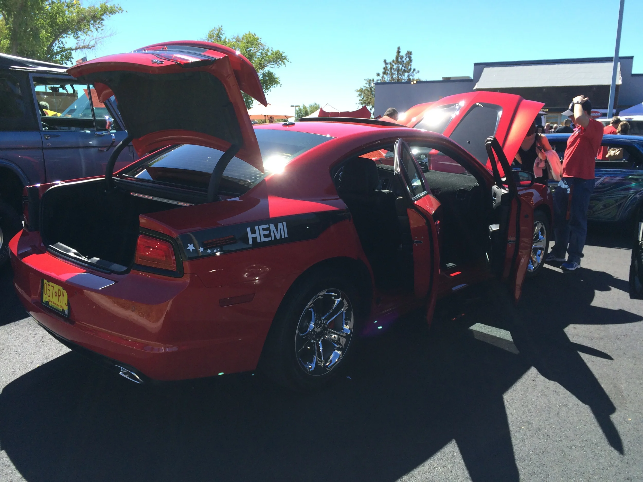 Albuquerque - Parking Lot Car Show