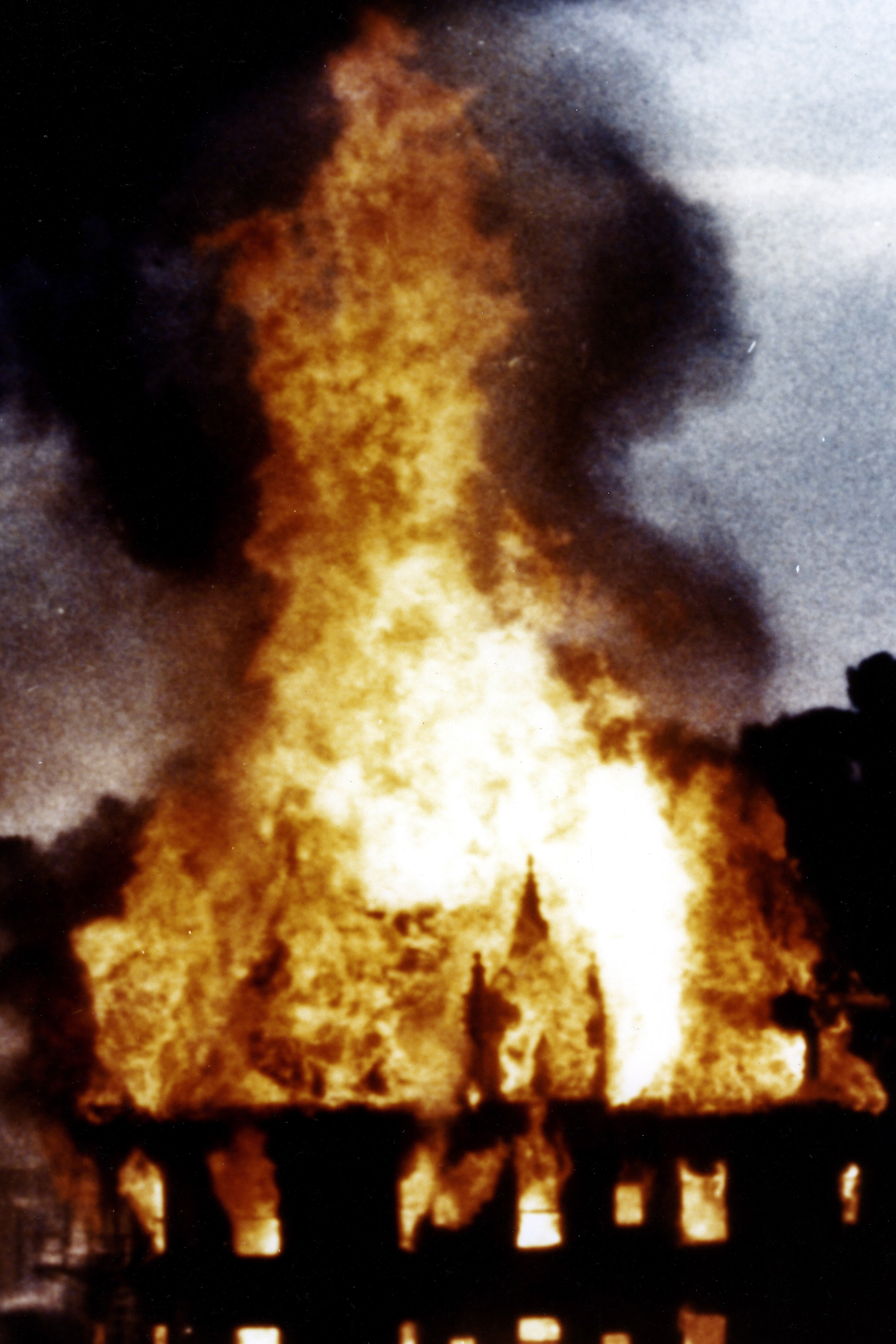 Argyle Fire-color cSGP2005.jpg