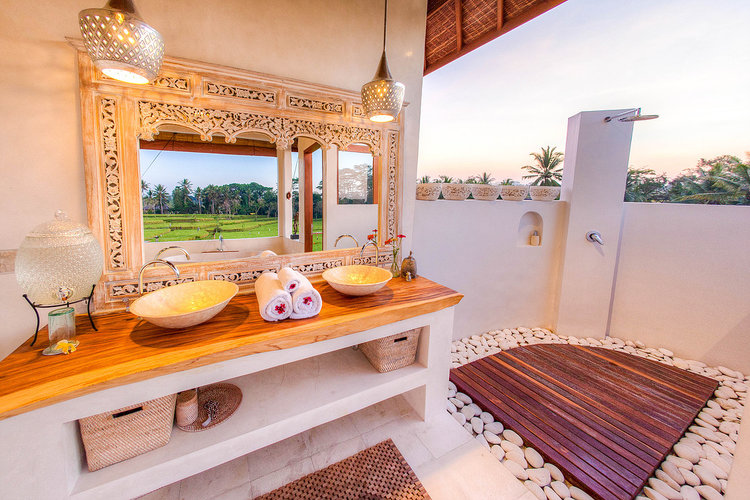 Kasih+master+suite+bathroom.jpg
