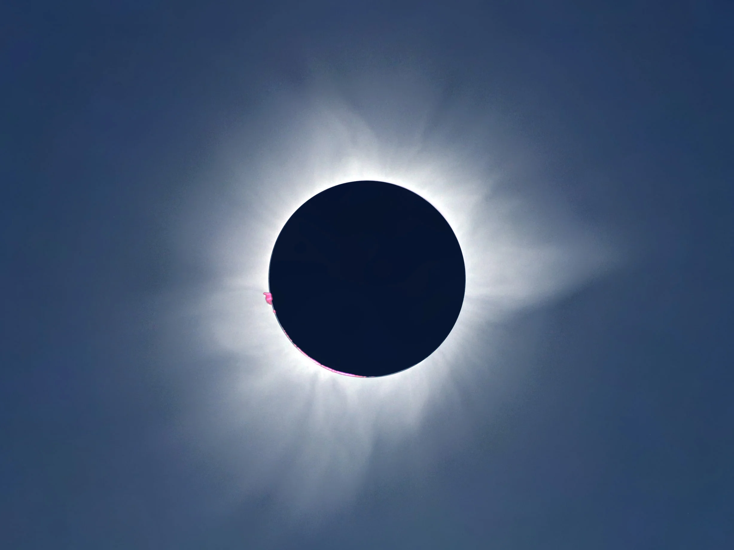 Photo credit: Rick Fienberg, eclipse.aas.org TOTAL solar eclipse of march 9, 2016 imaged from indonesia