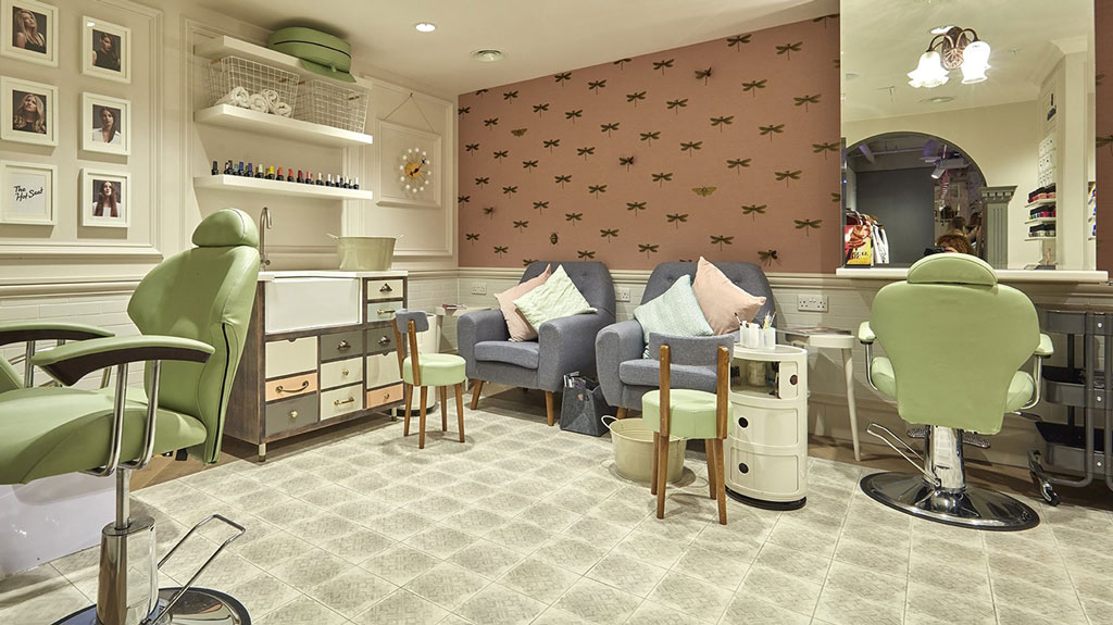 Kokoro r estaurant furniture by HF Contracts.
