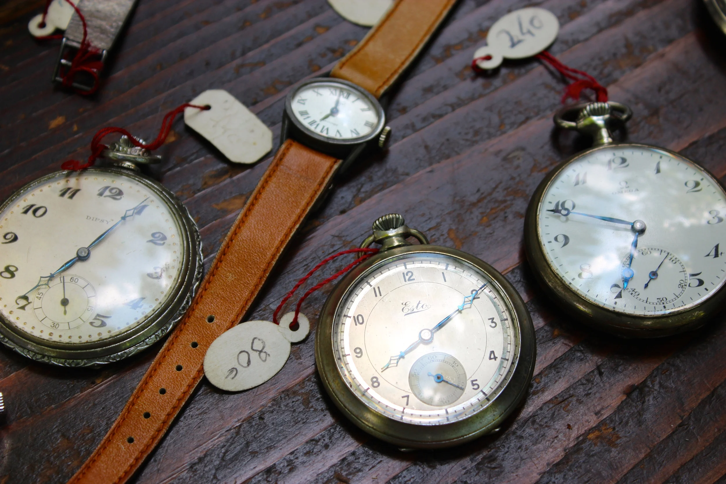 Fabulous Finds At The Fleas