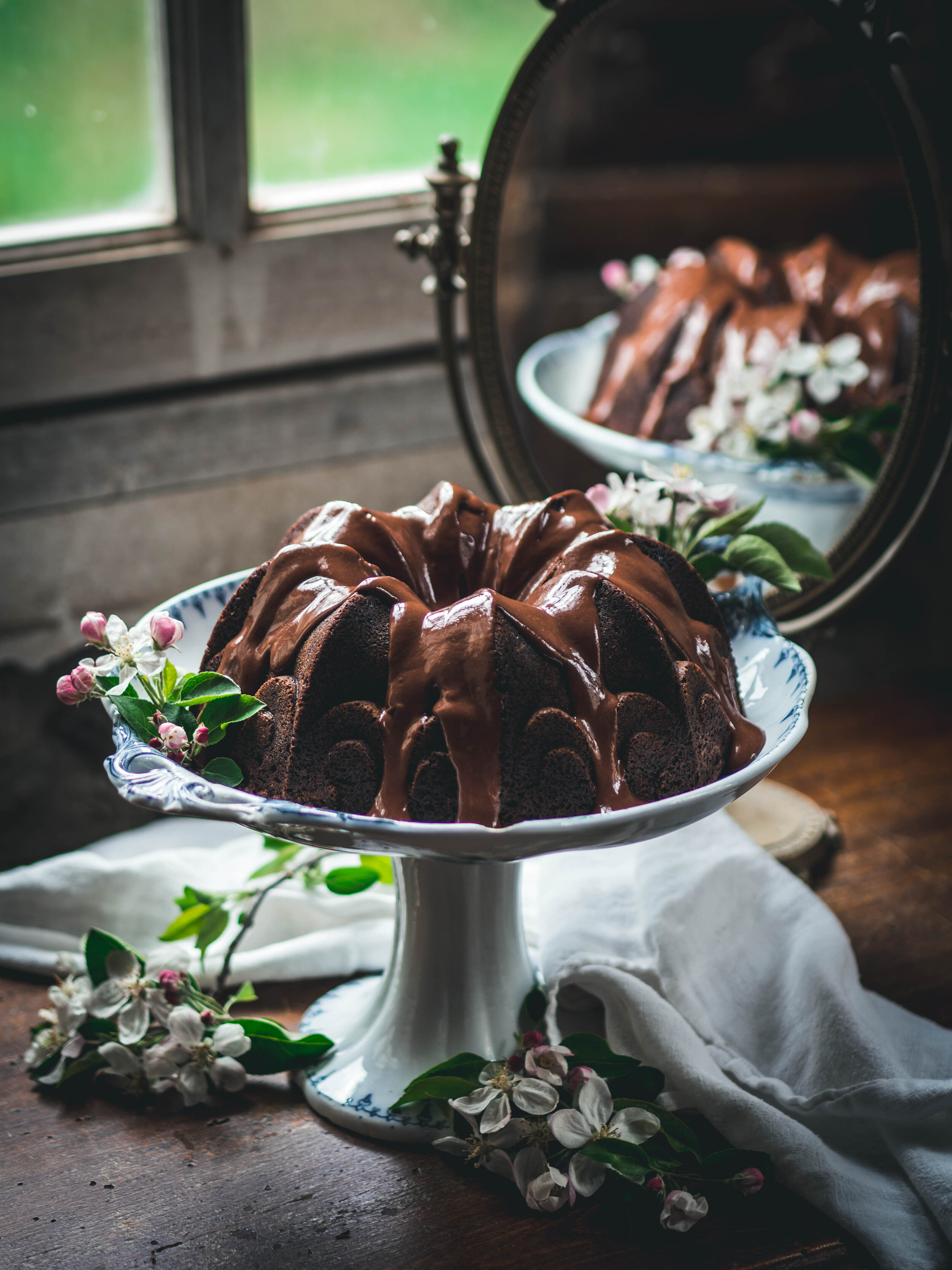 Chocolate bundt cake 2.jpg