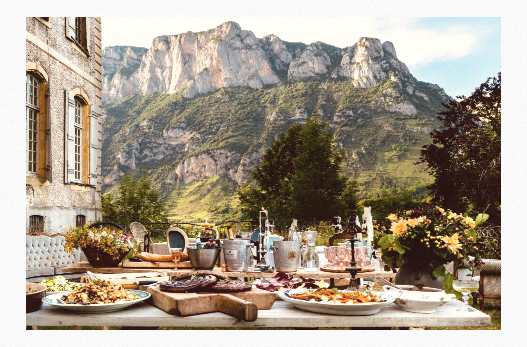 Food and dining at the château