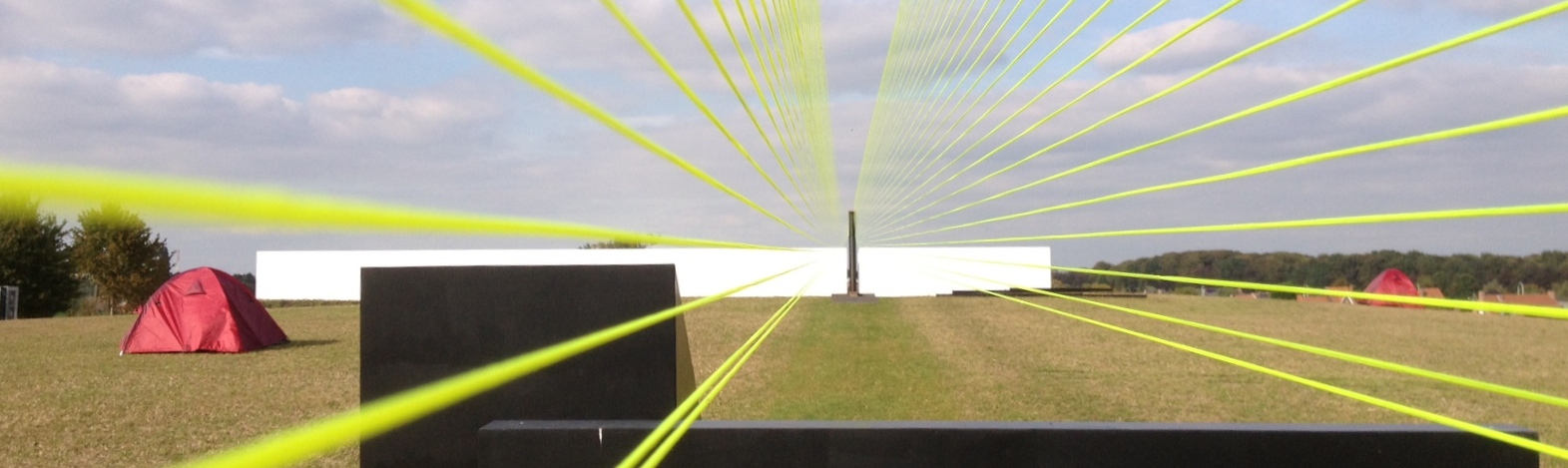 2. "floating light green line", installation 'in situ' lumineuse et auditive (par le vent) par willy cauwelier #be