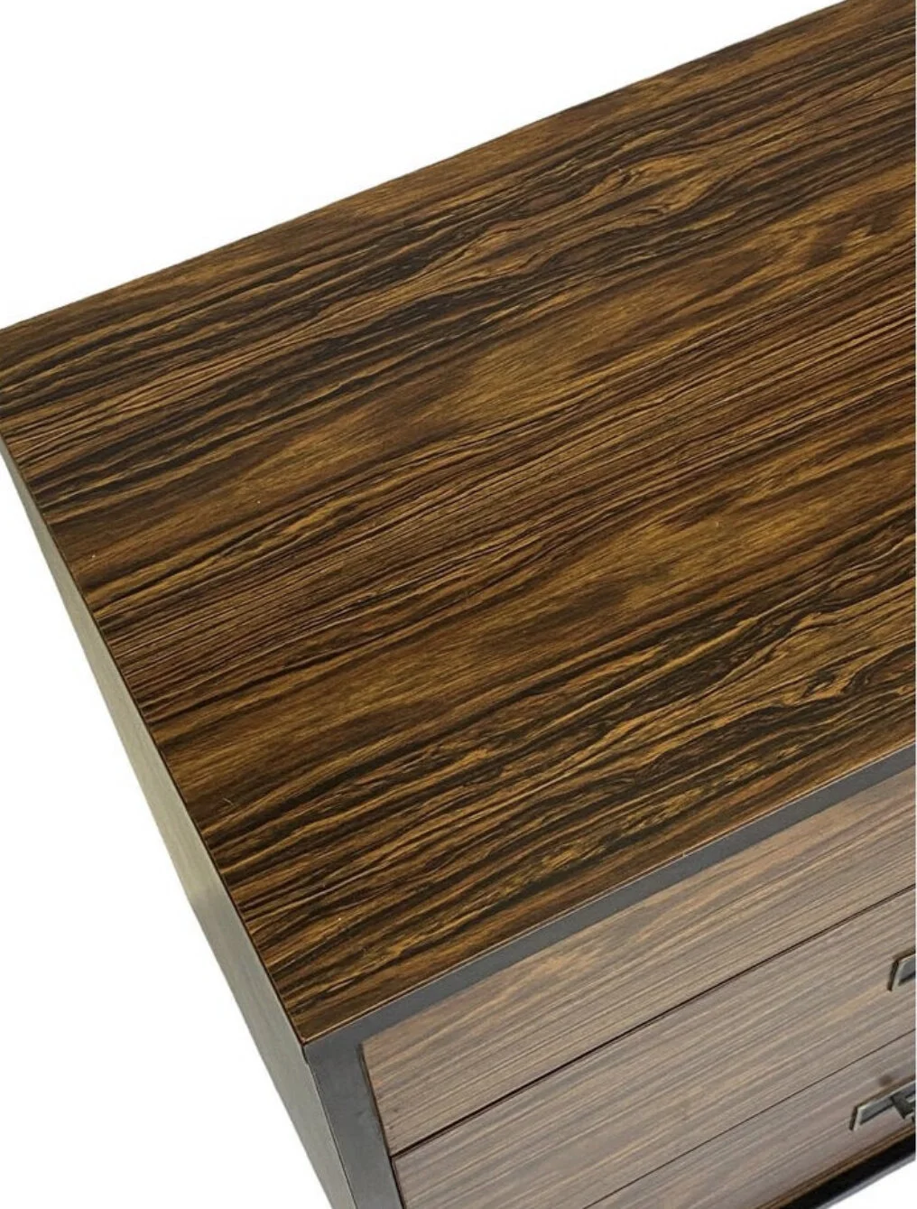 D3F8791B-0D11-4852-9EF5-D823730B7561