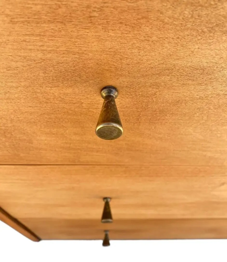 B557405E-F4D1-4CFA-A9A2-C8C969578775