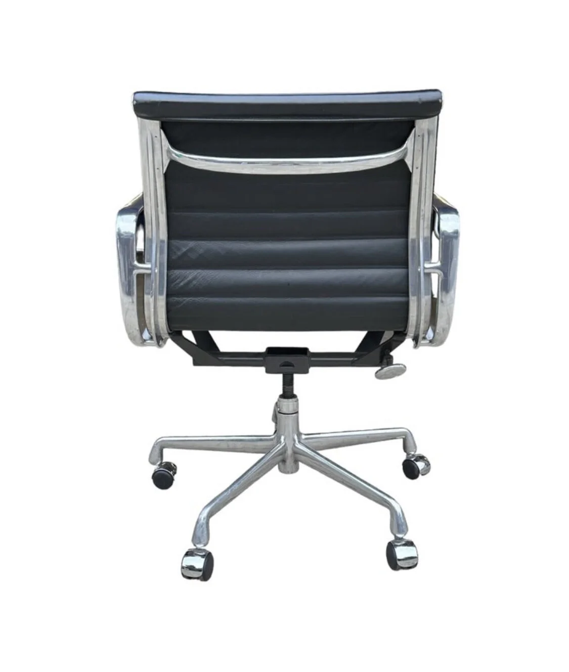 C39F8681-4410-4F26-A703-EE0EB076A3E2