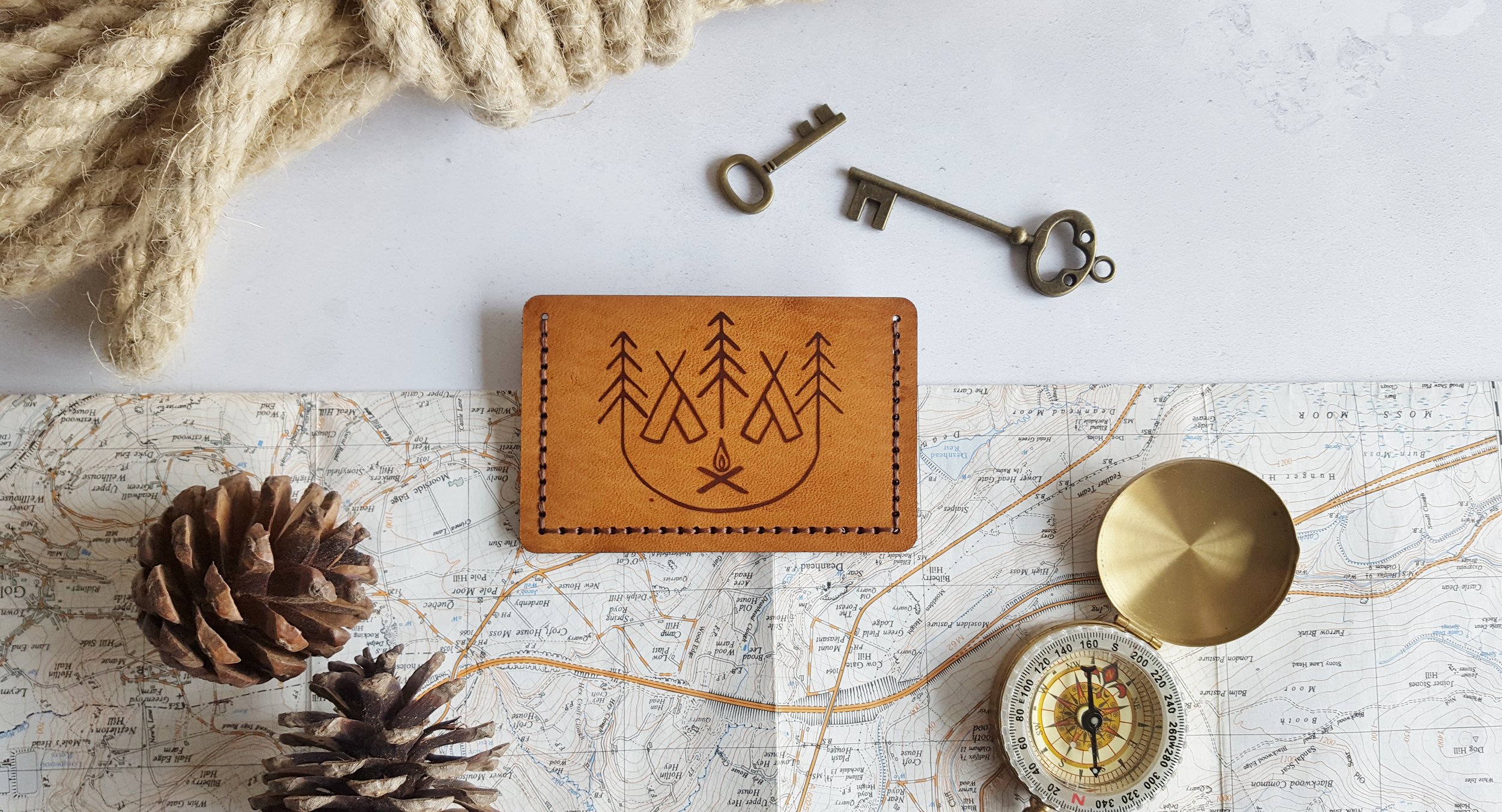 Leather Card Holder, Campfire Design - £27- HÔRD©