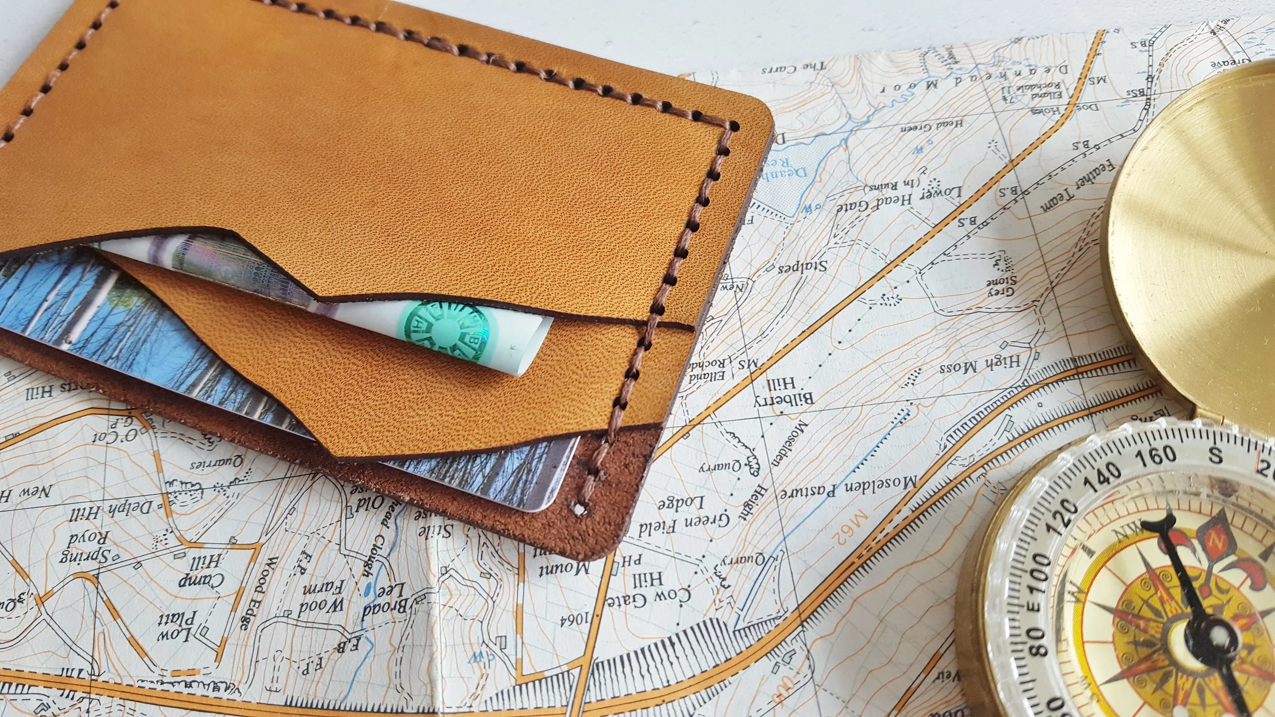 Leather Card Holder, Mountain Design - £27- HÔRD©
