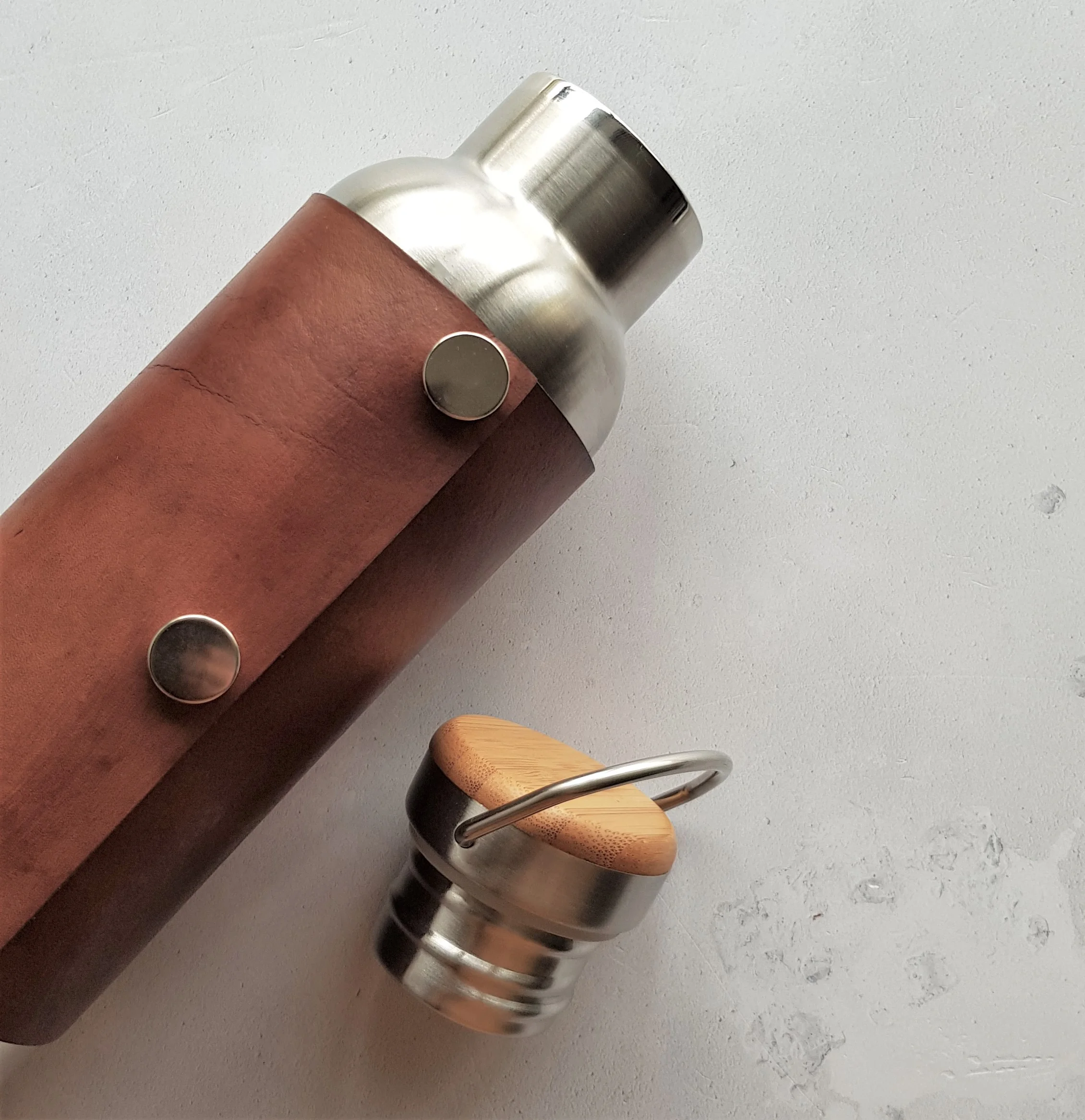 Custom Leather Clad Water Bottle - £45 - HÔRD©