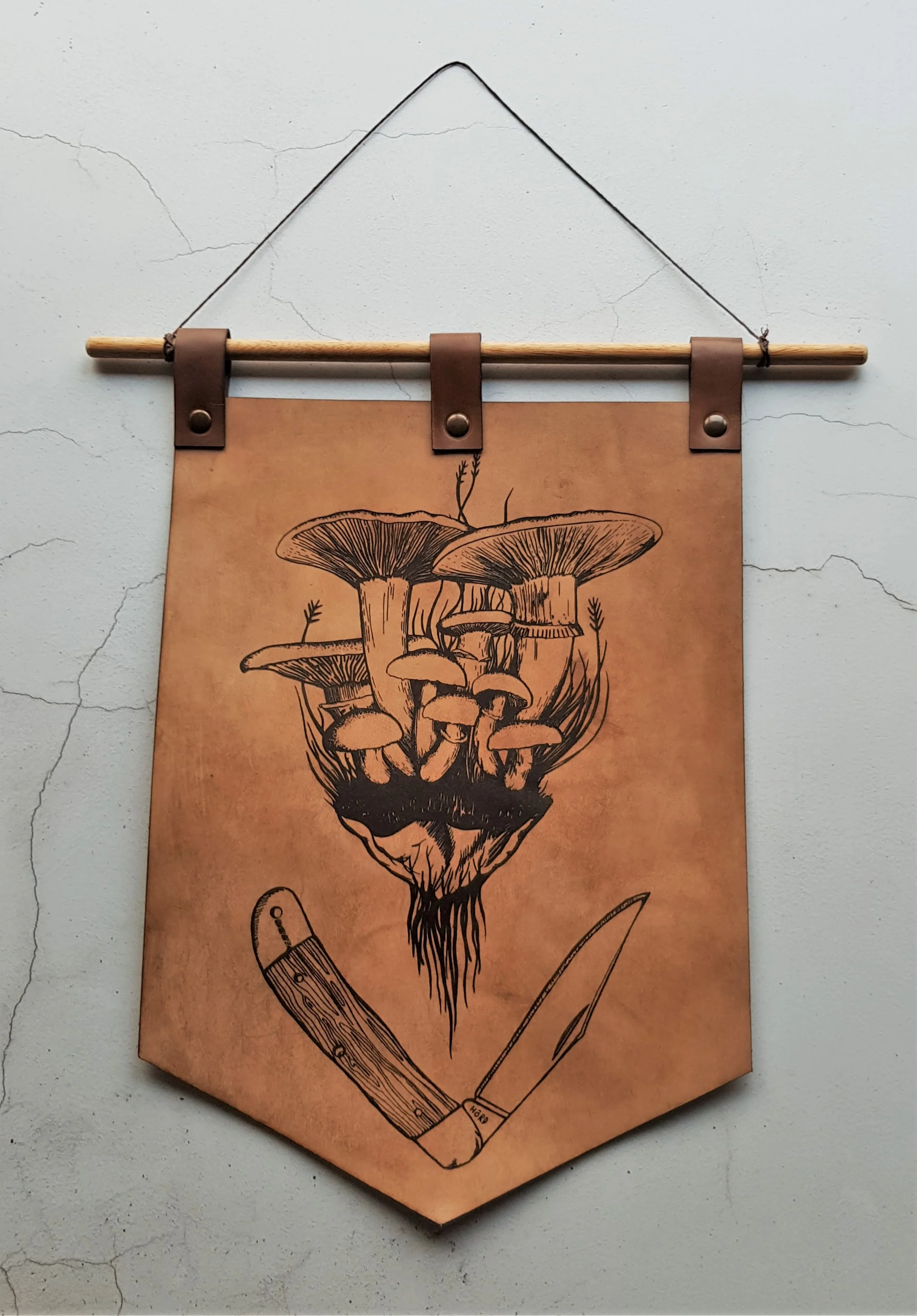 Forager Leather Banner - £65 - HÔRD©