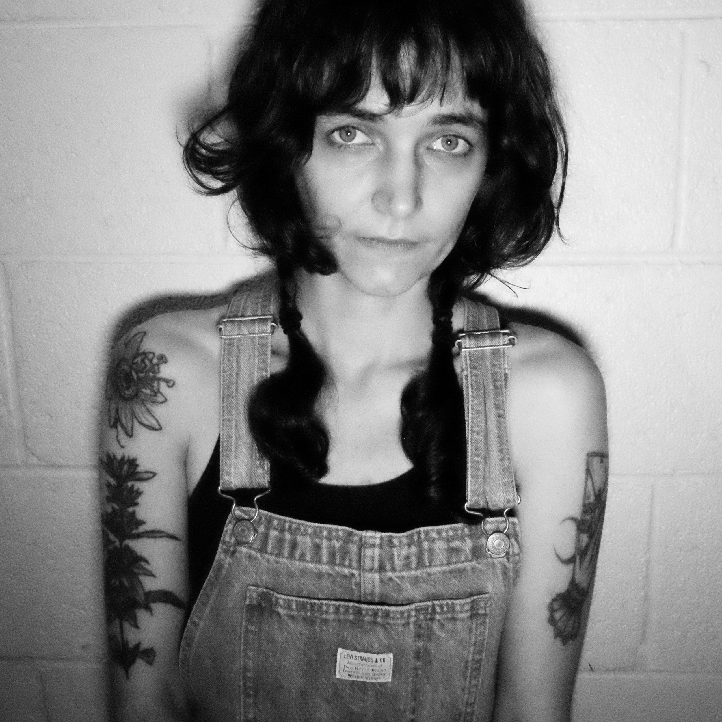 WEB PORTRAIT ARDEN GILD HALL93123.jpg