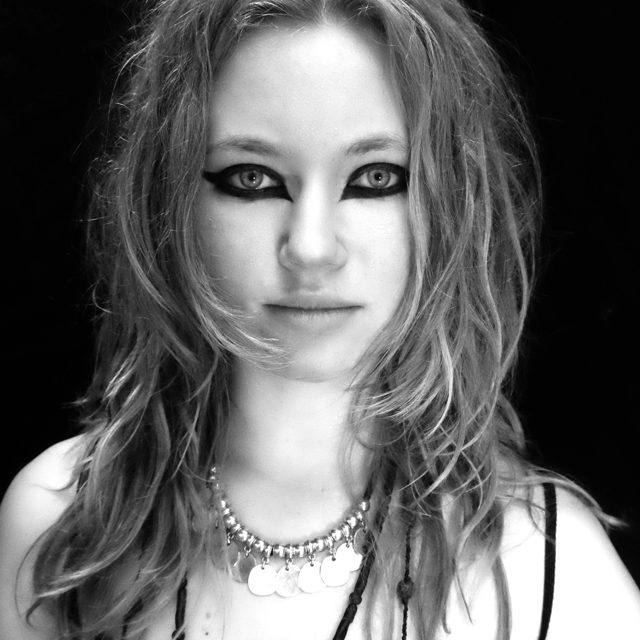 WEB photobook cafe portraits93102.jpg