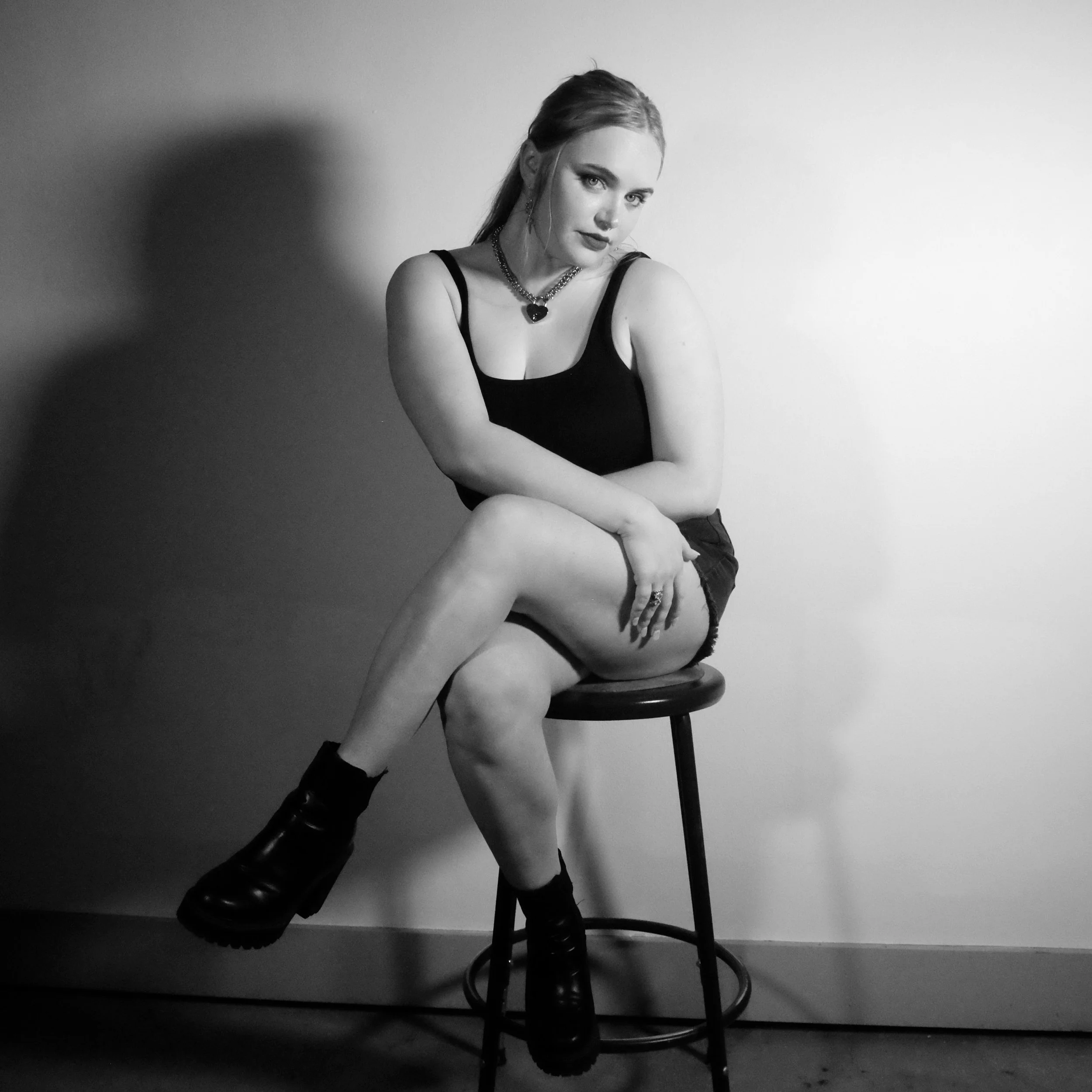 web portrait mobile closing104.jpg