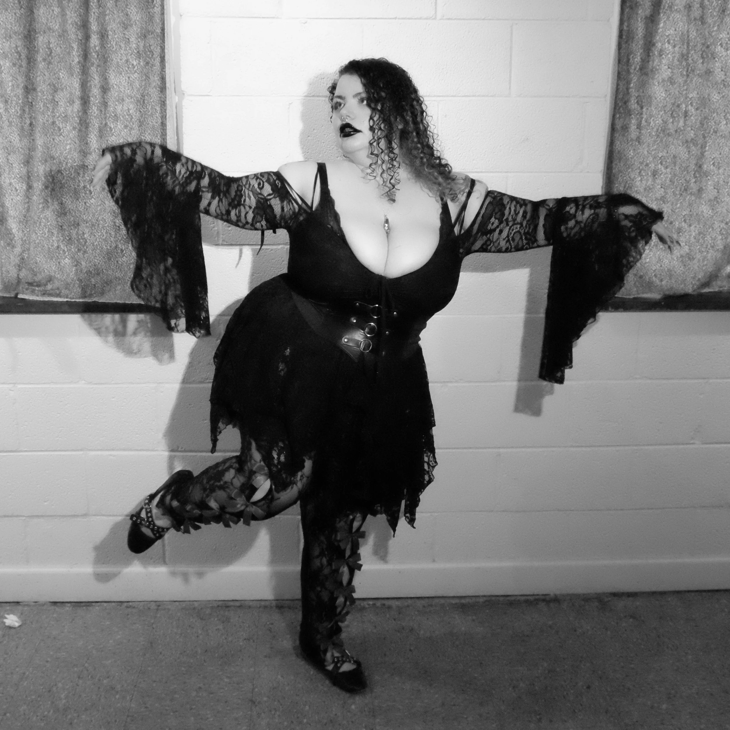 WEB PORTRAIT ARDEN GILD HALL93188.jpg