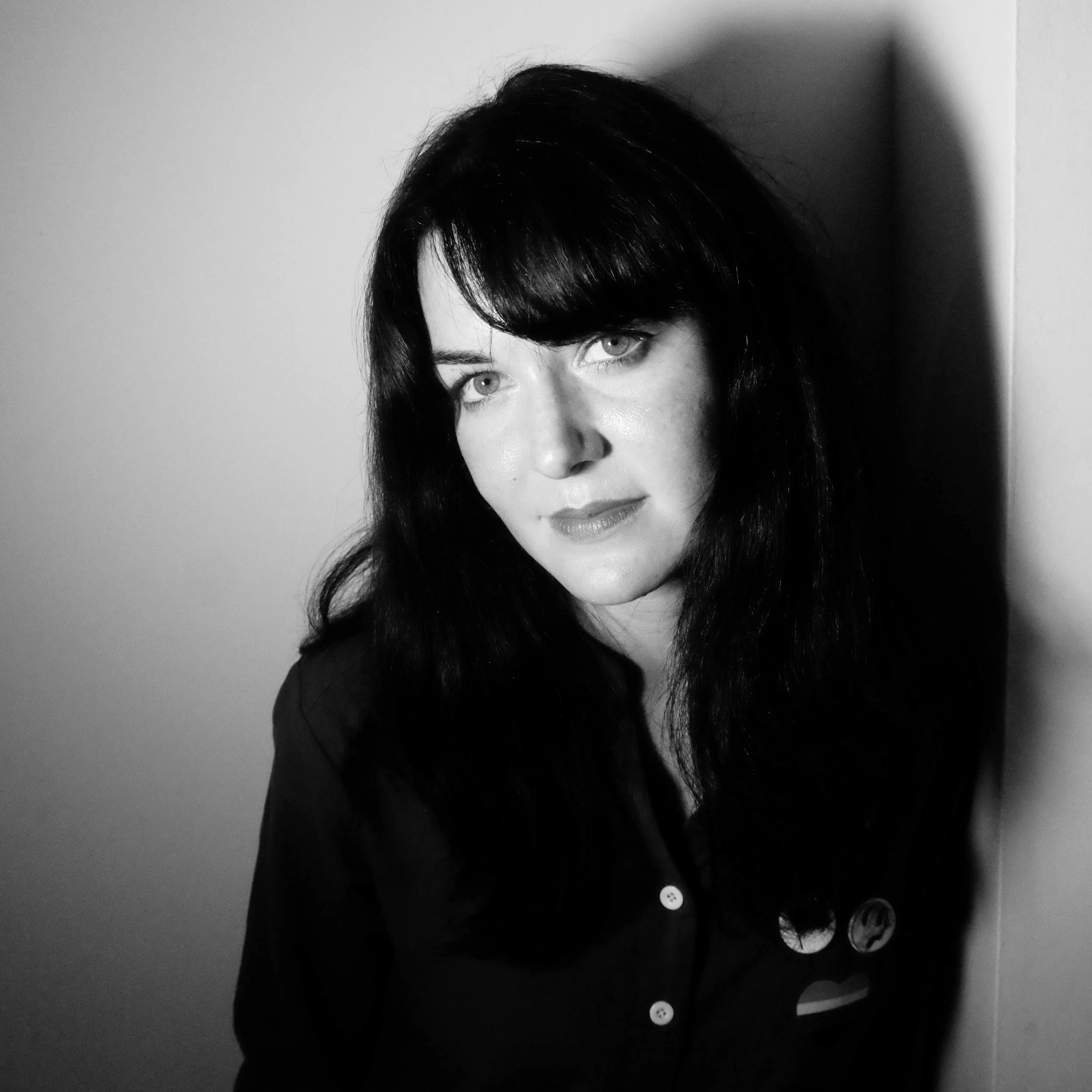 web portrait mobile closing203.jpg