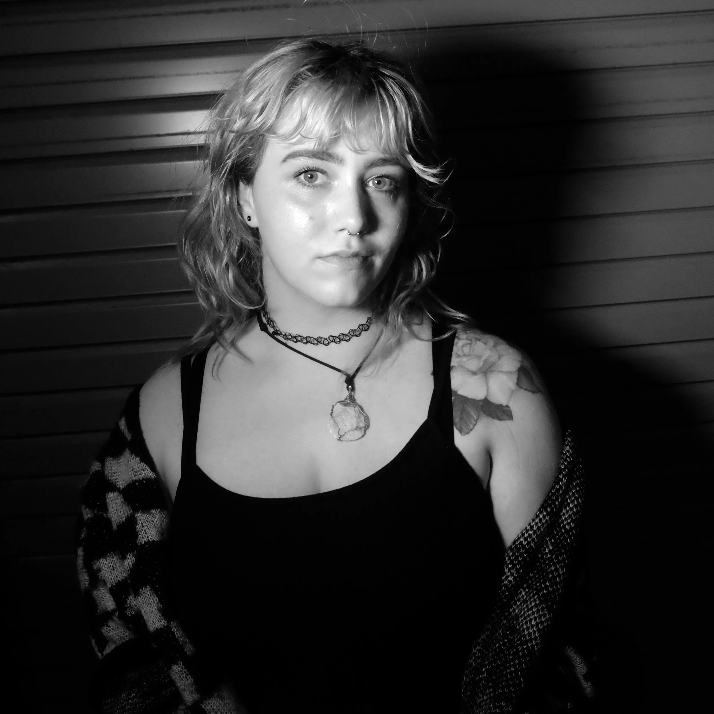 web portrait mobile closing199.jpg