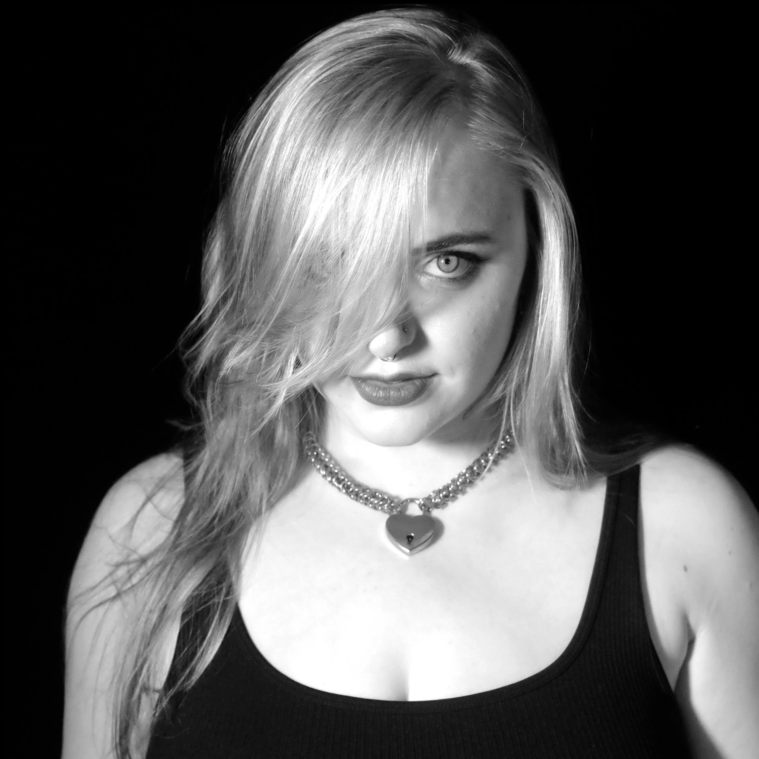 web portrait mobile closing108.jpg