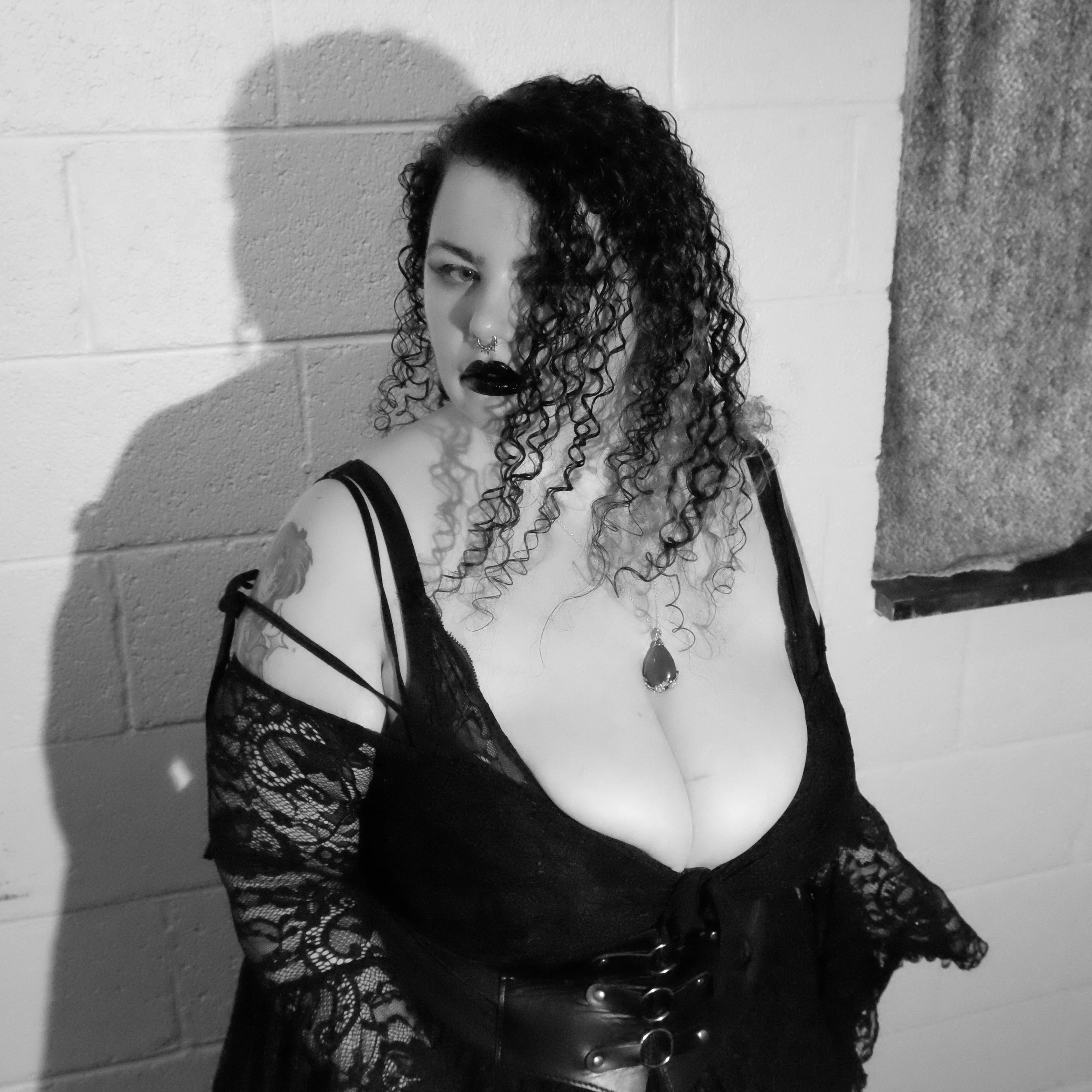 WEB PORTRAIT ARDEN GILD HALL93184.jpg