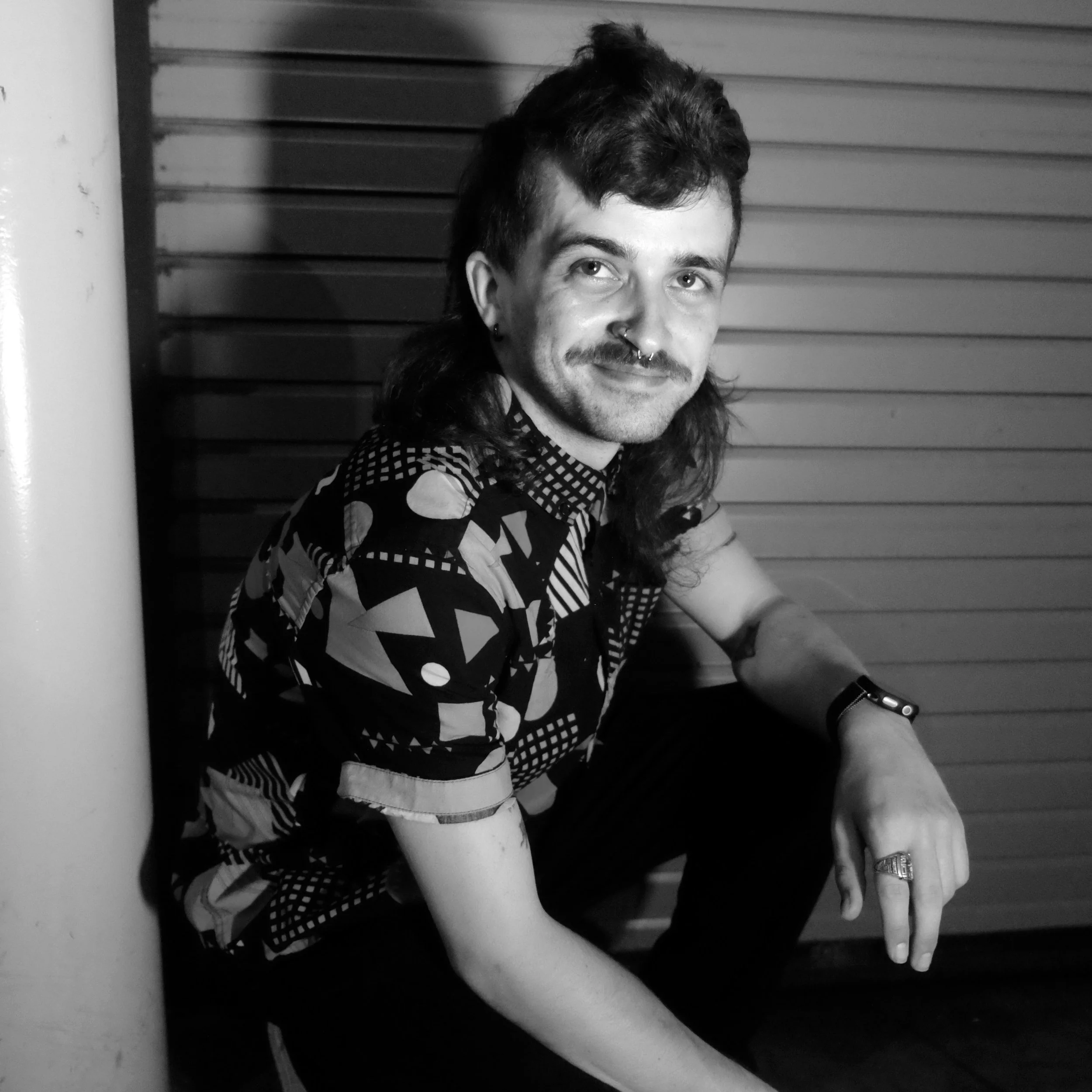 web portrait mobile closing228.jpg