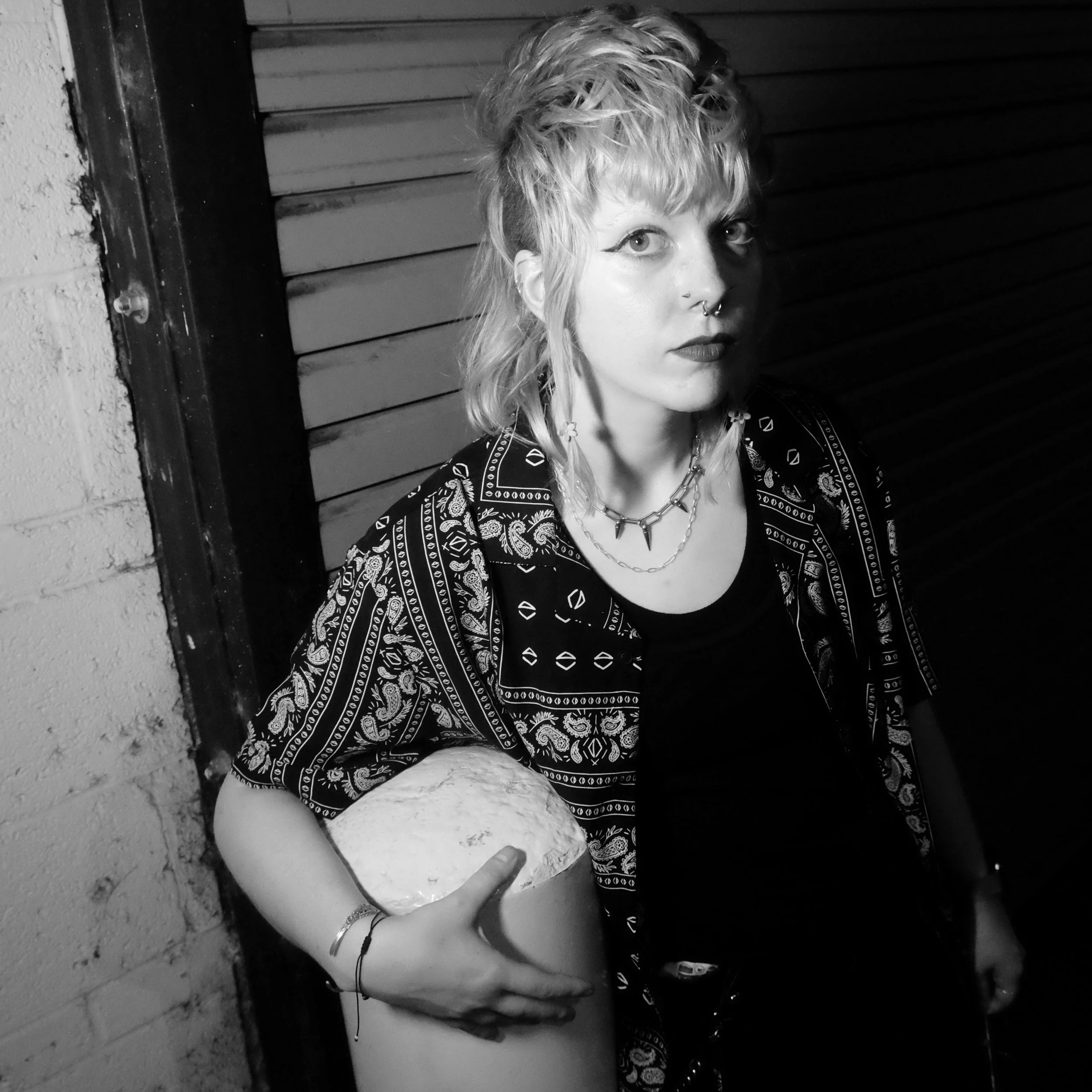 web portrait mobile closing224.jpg